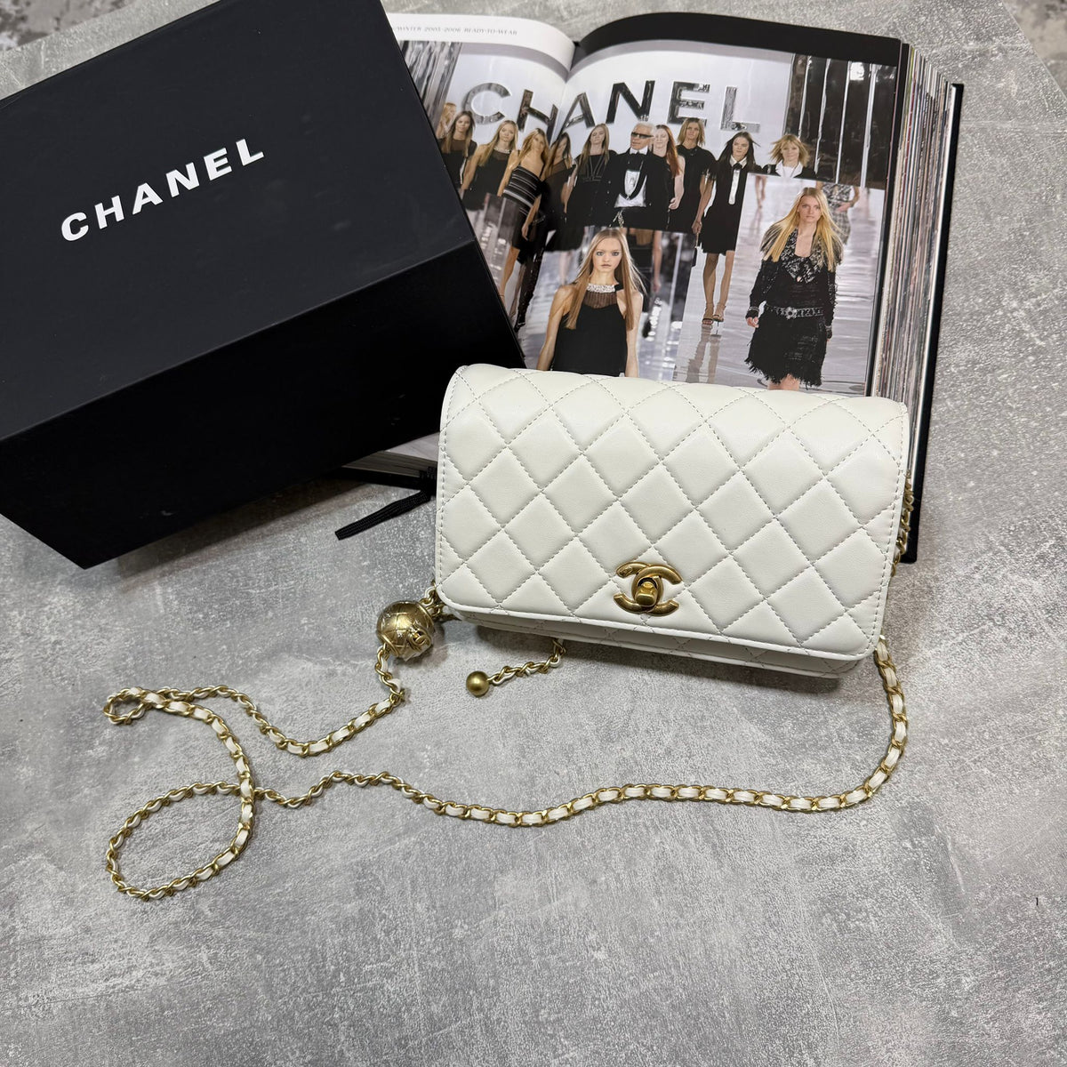 CHN Bag White image 0