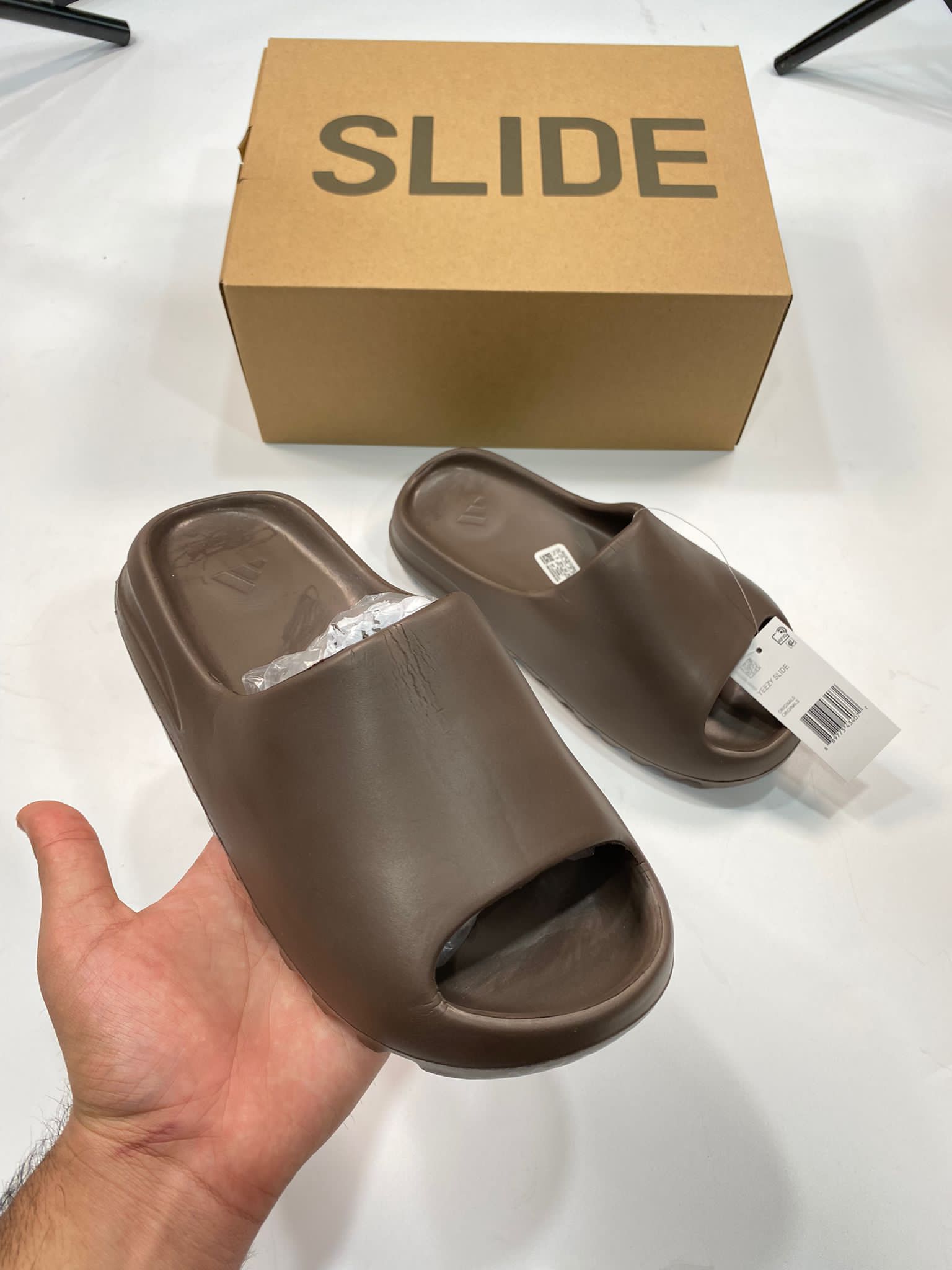 BROWN YZY SLIDE image 1