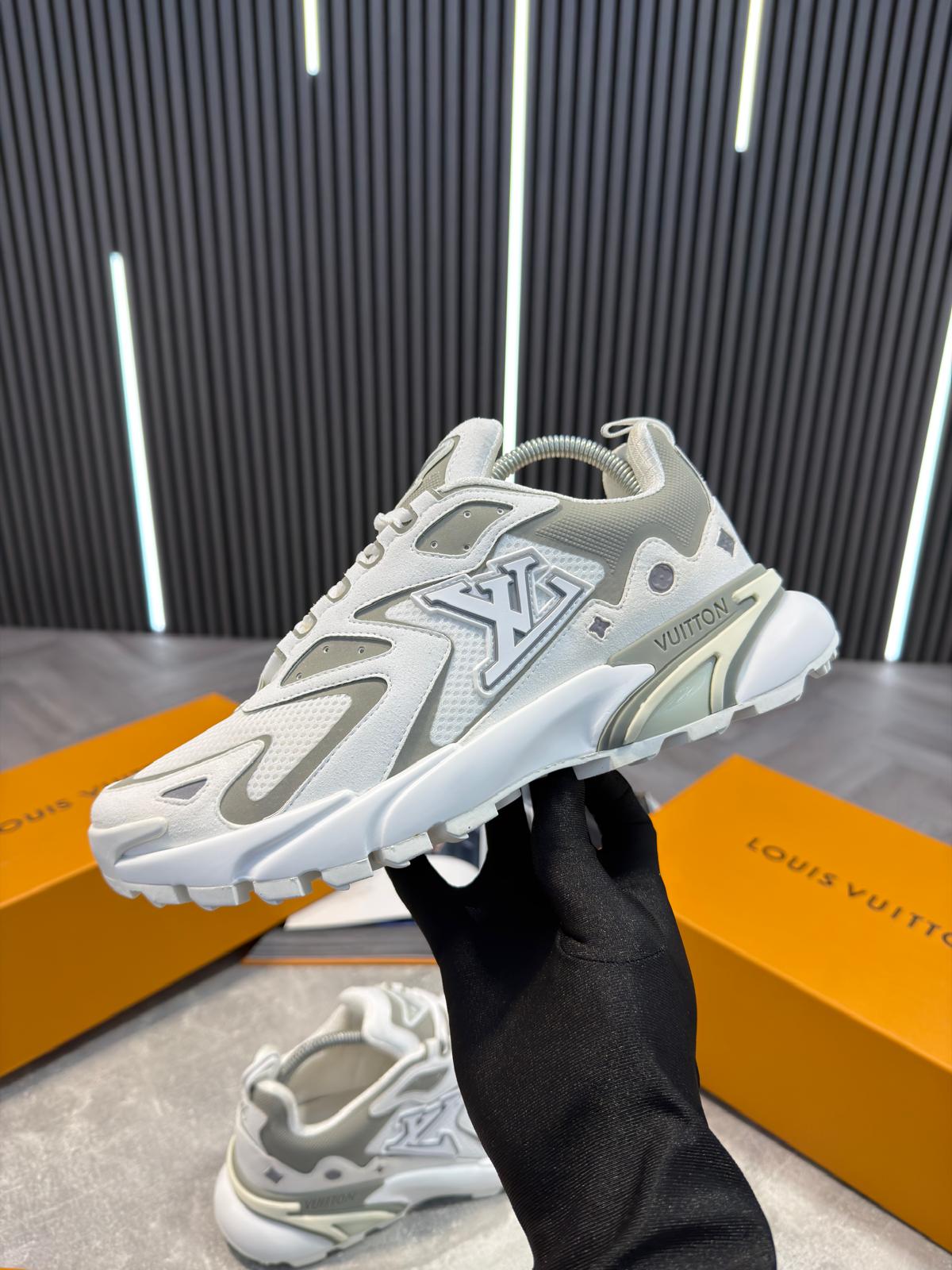LV Tactics White image 4