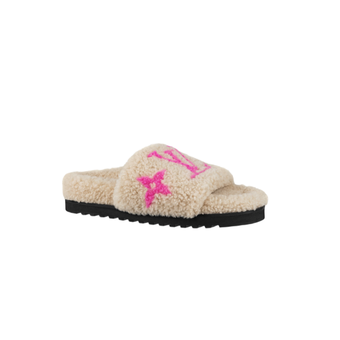 L-V FLUFFY SLIPPERS image 0