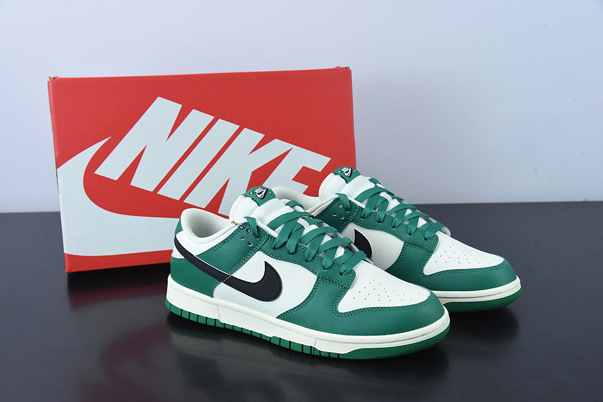 DUNK LOW GREEN/WHITE image 1