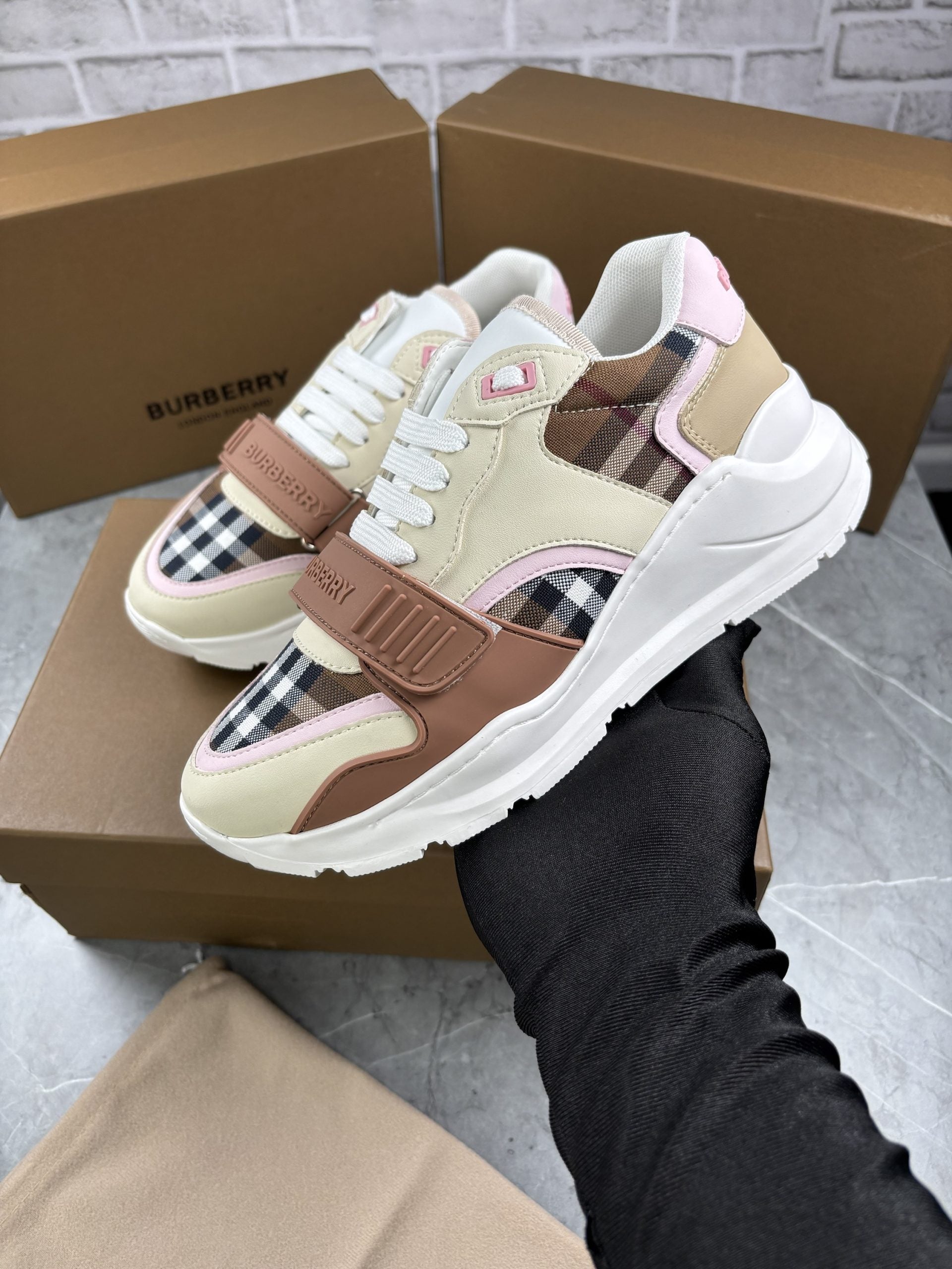 BB LADIES TRAINERS - 8 image