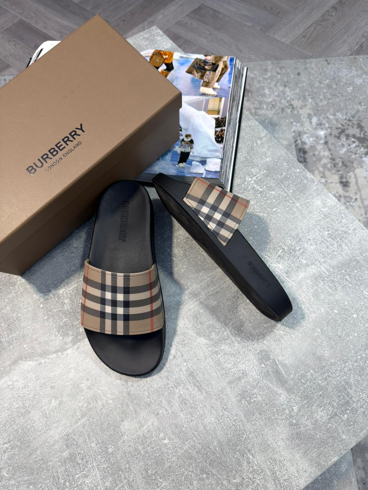 Burb Sliders womens image 3