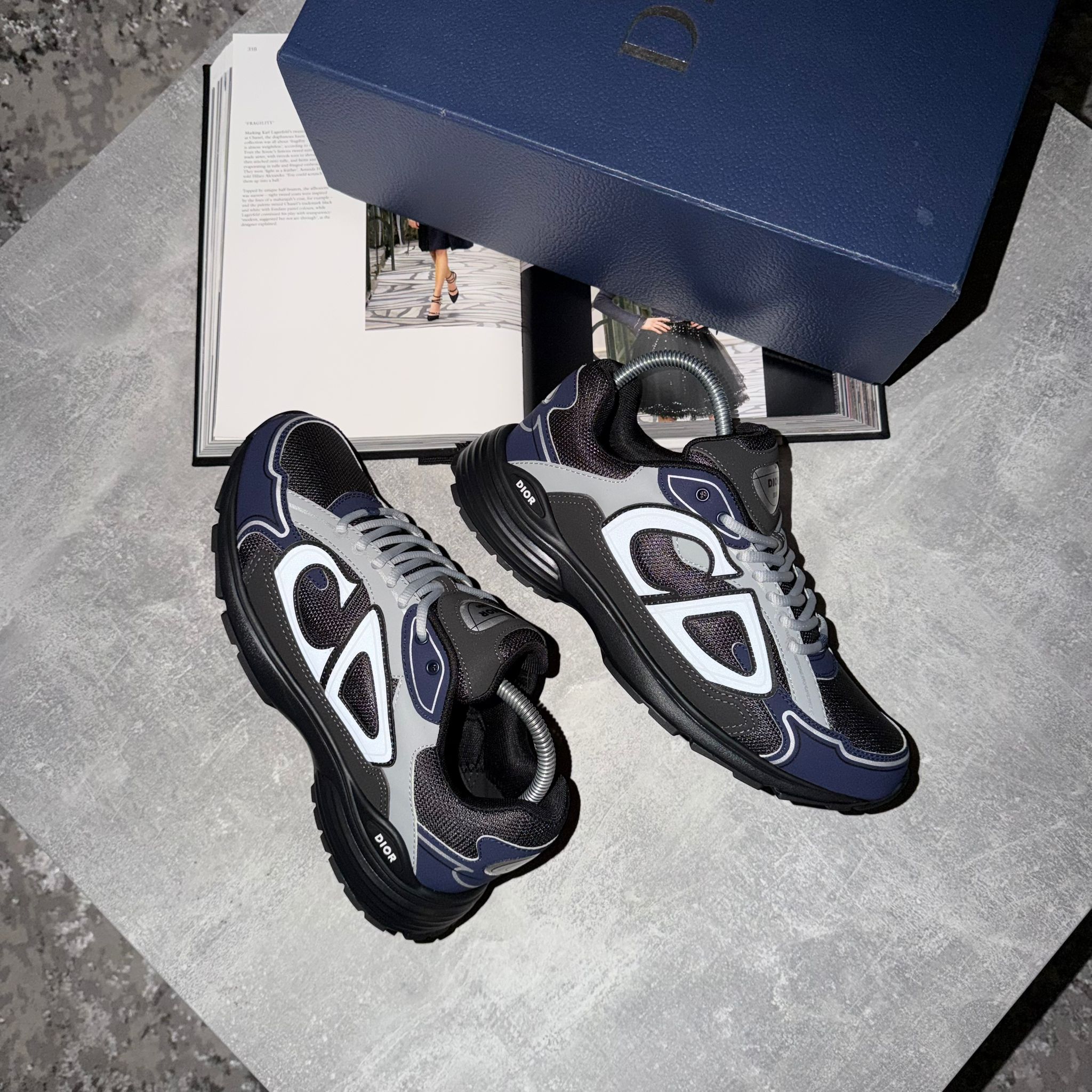 B30 Black n Blue image 2