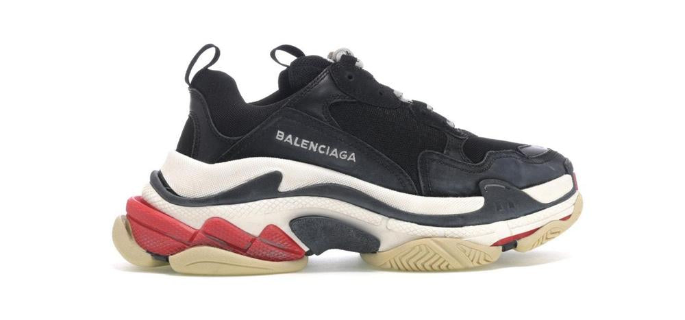 TRIPLE BLACK UPER image 0