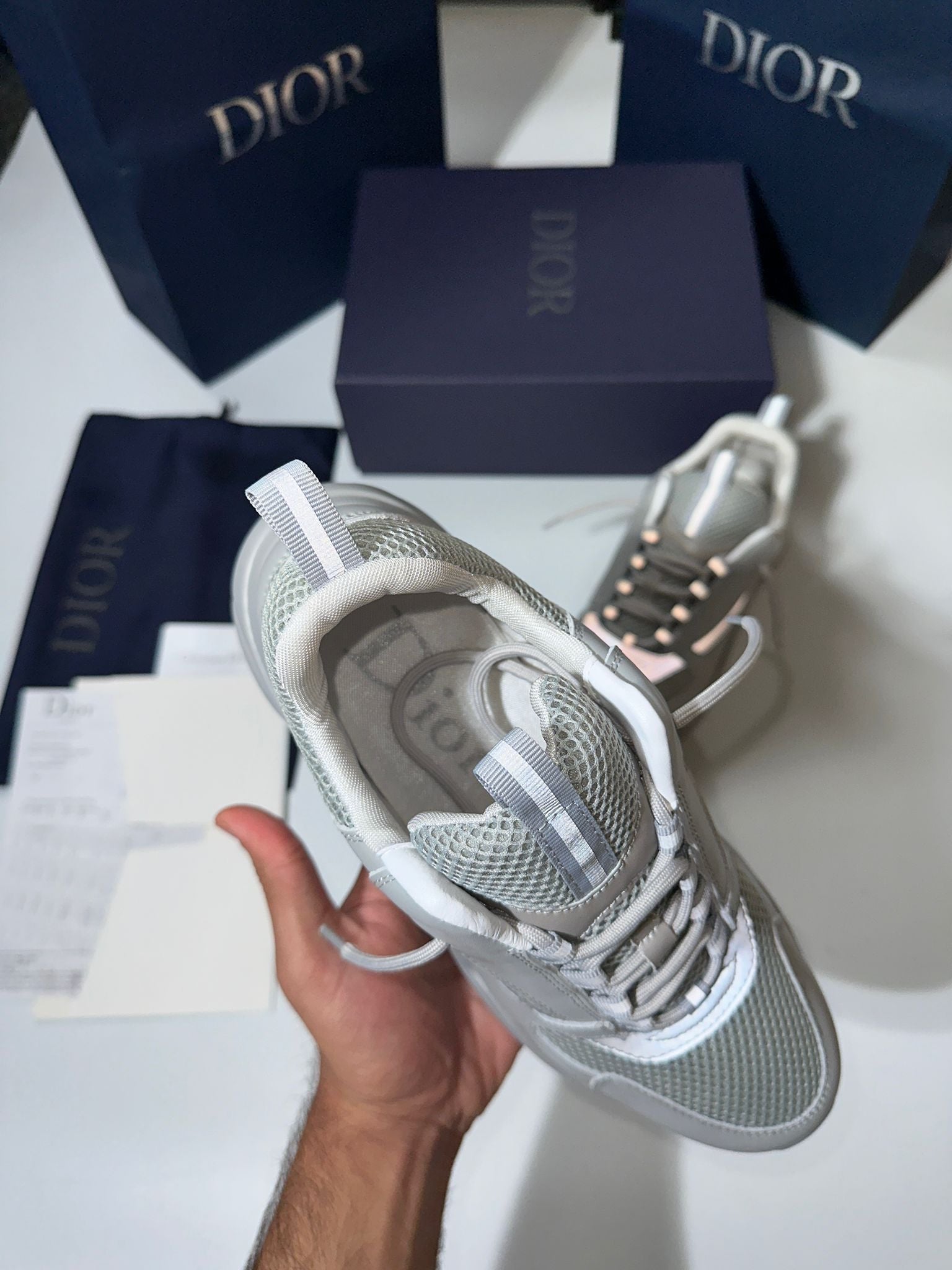 B22 GREY image 5