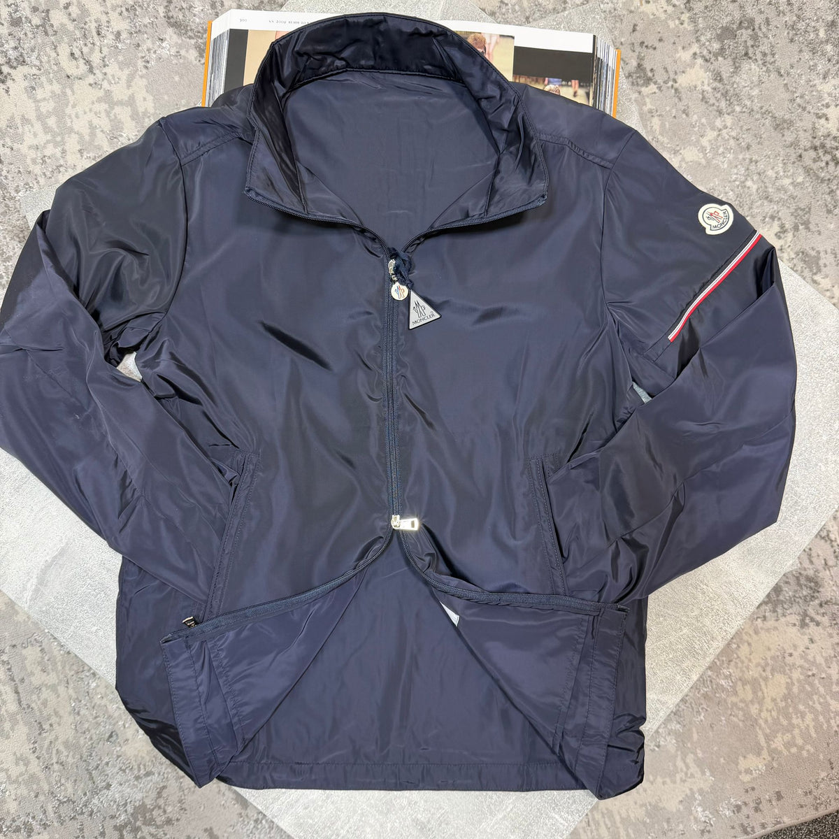 Cler Windbreaker image 2