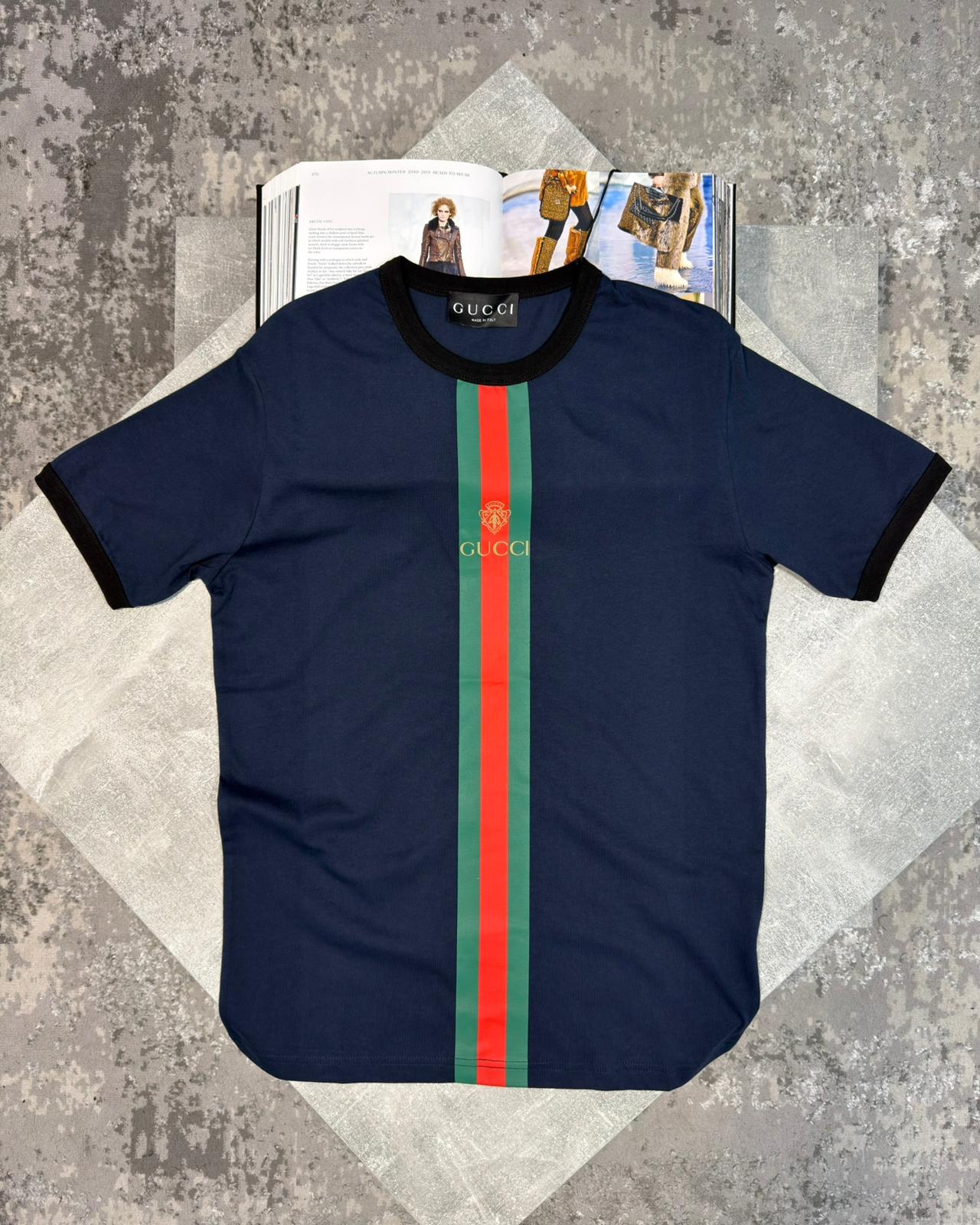 Ucci Tshirt Navy image 0