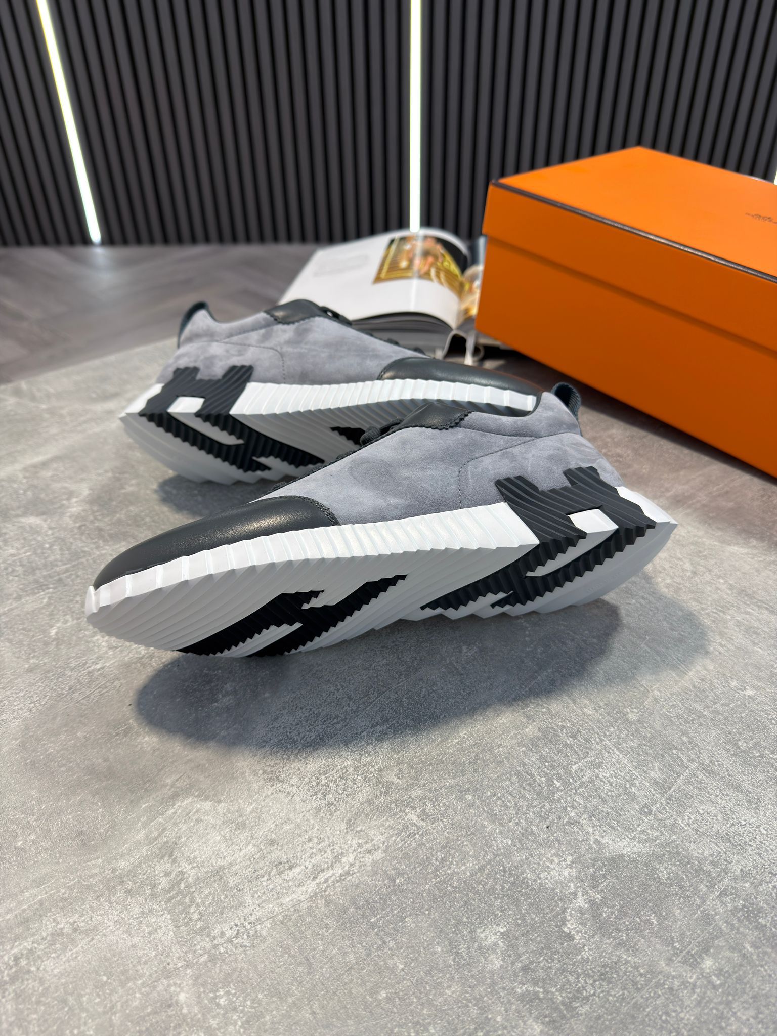 Hermes Trainers Grey image 3