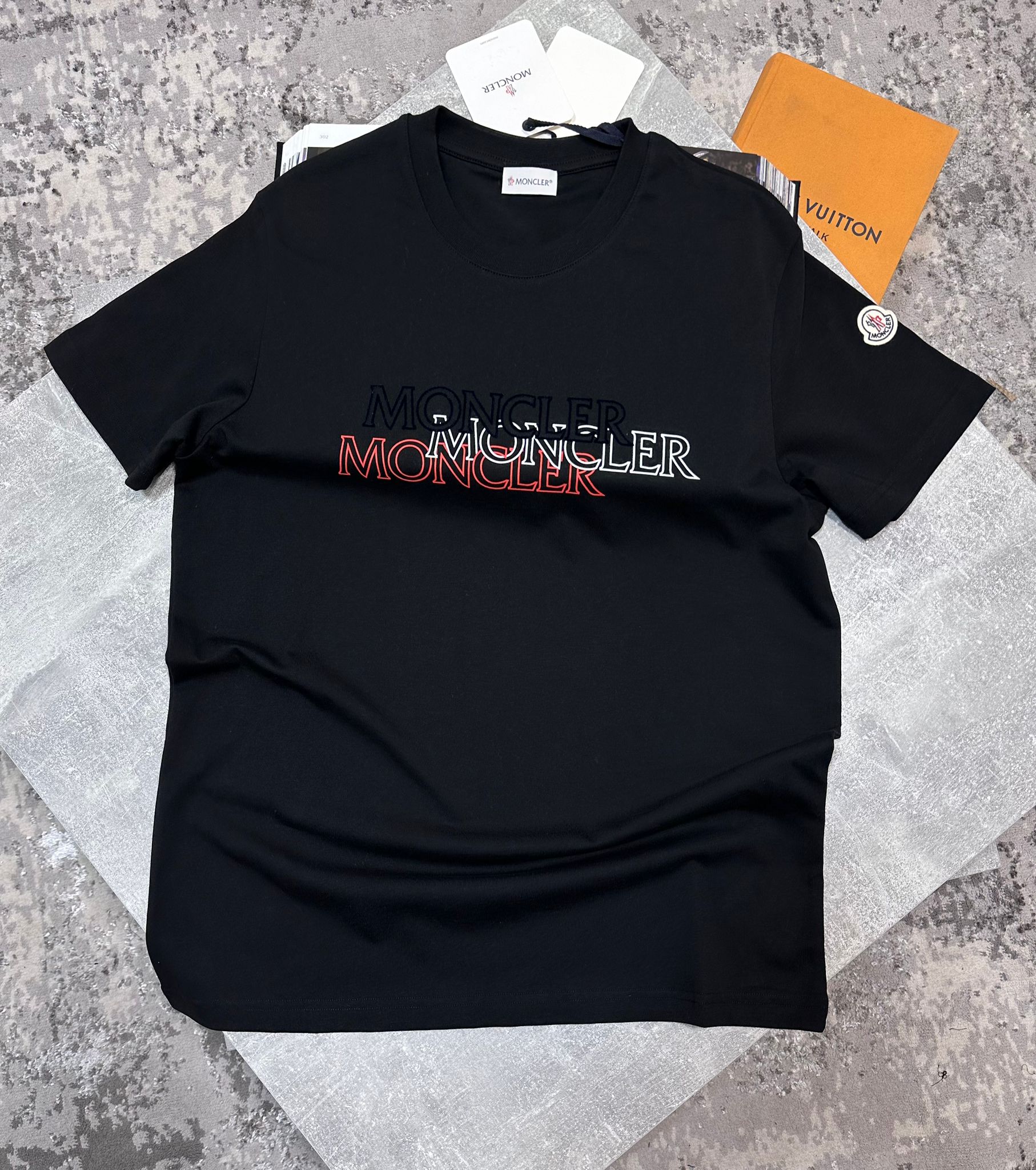 Cler TShirt Black image 0