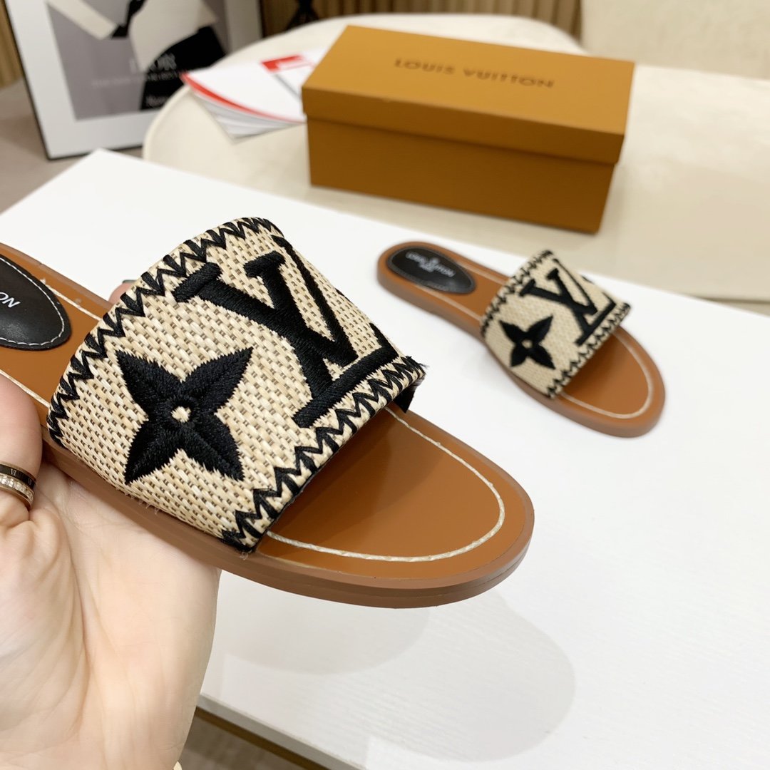 L-V WOVEN SLIDE image 5