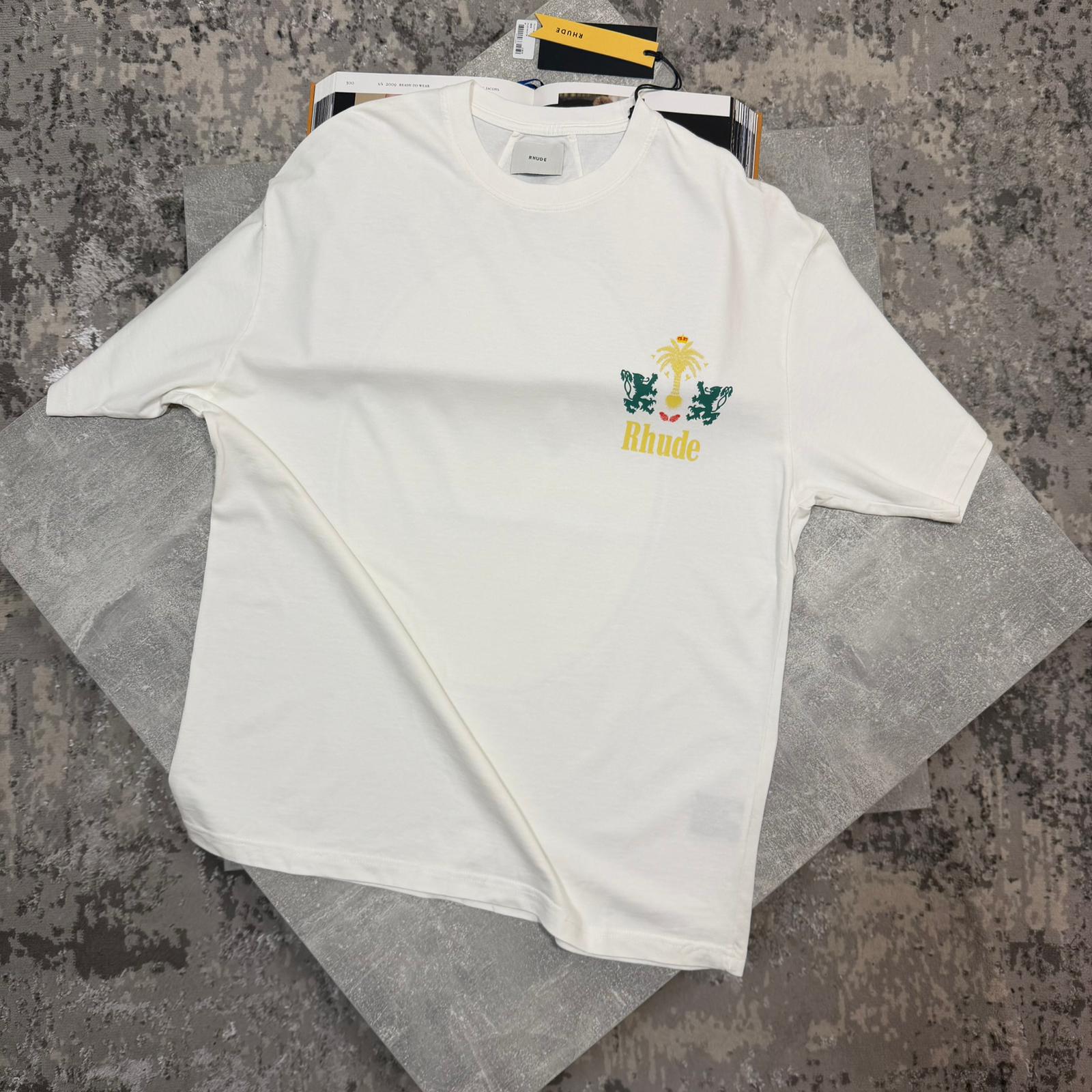 Hude Tshirt White image 0