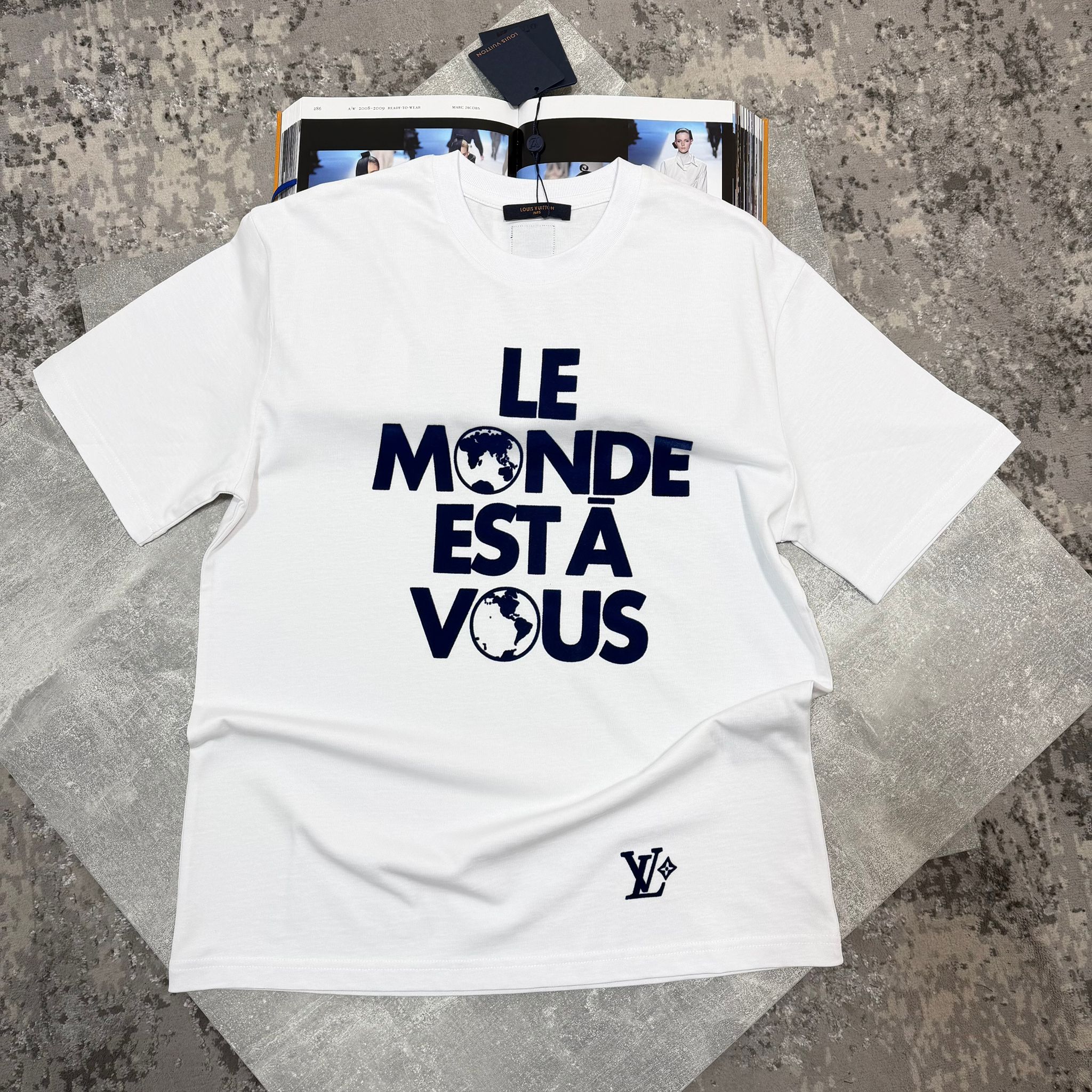 LV tshirt White image 0