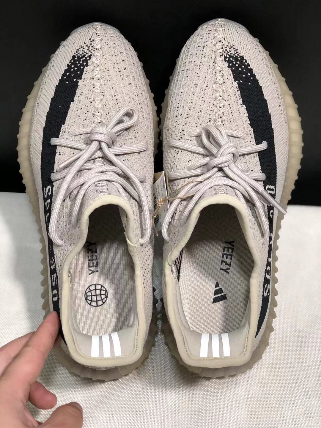 YEEZY 350 SLATE image 2
