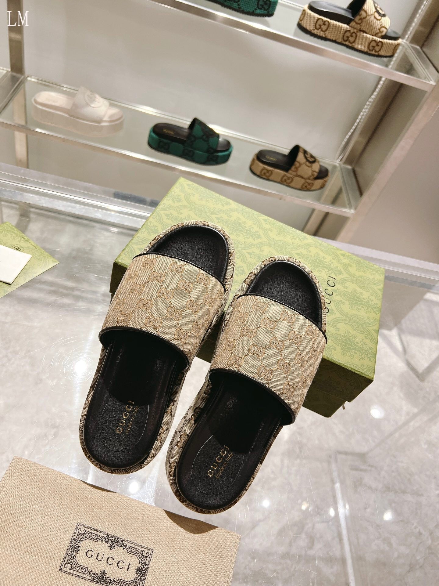 GUCCl PLATFORM image 4