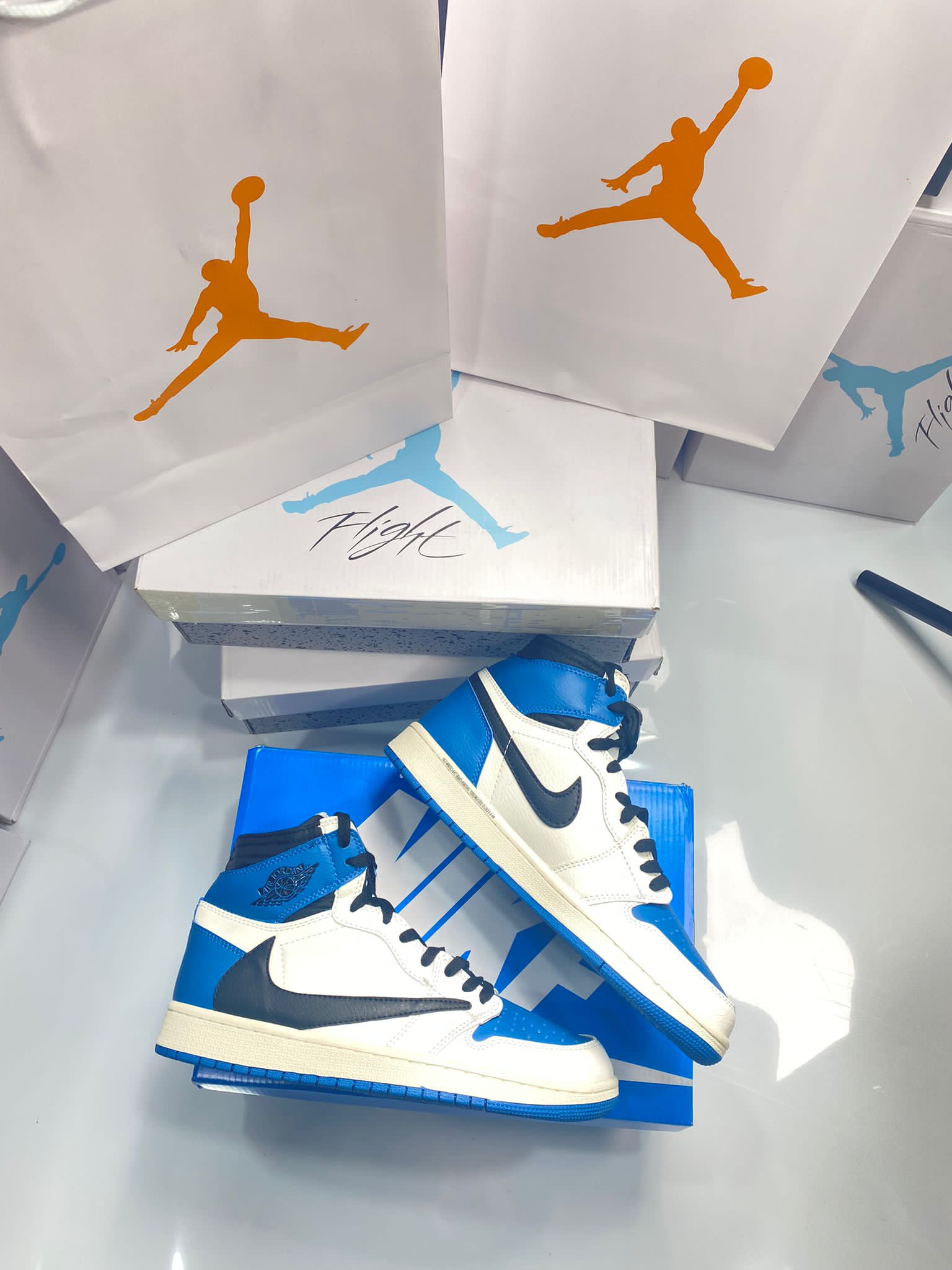 J1 CATUS BLUE image 4
