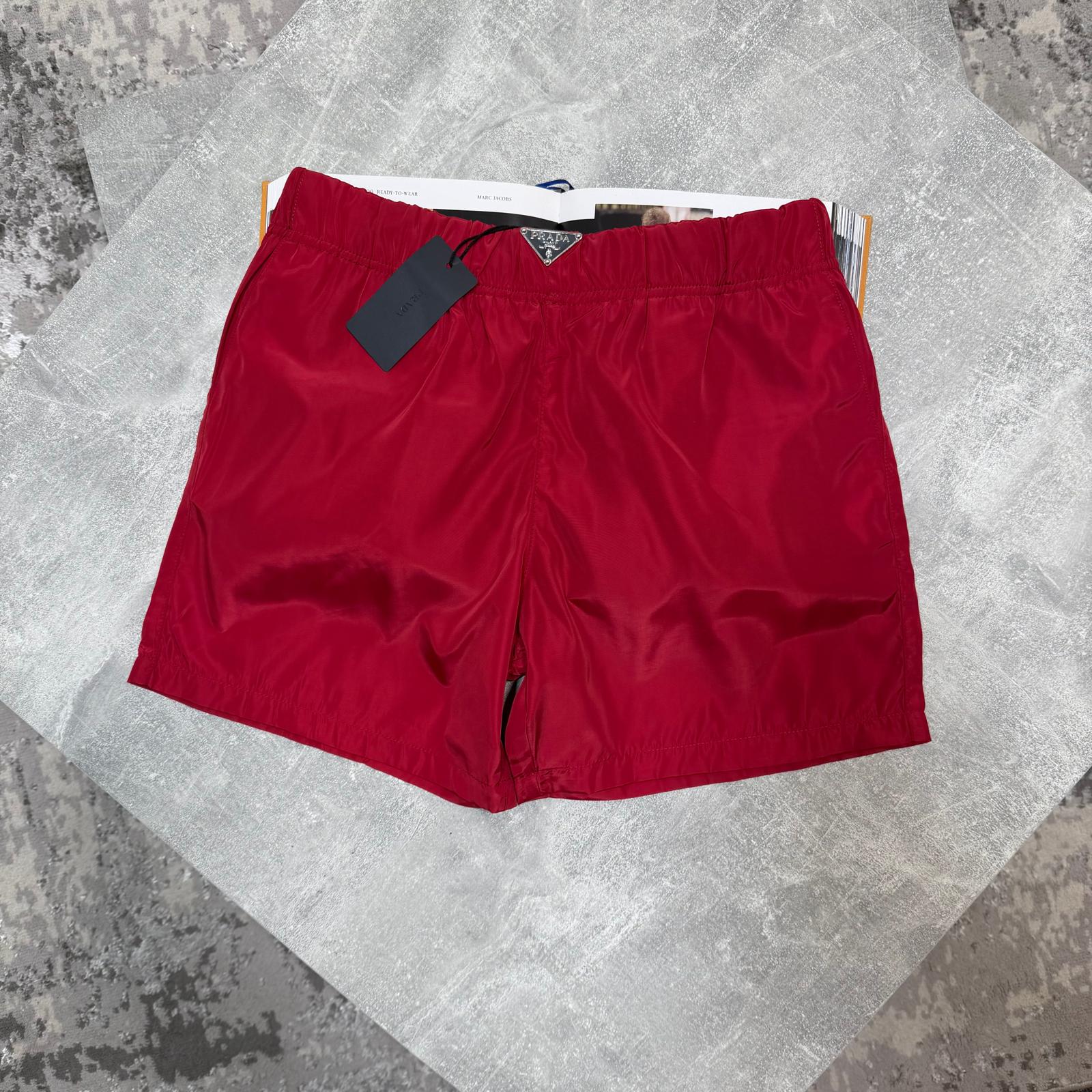 Rada Shorts Red image 0