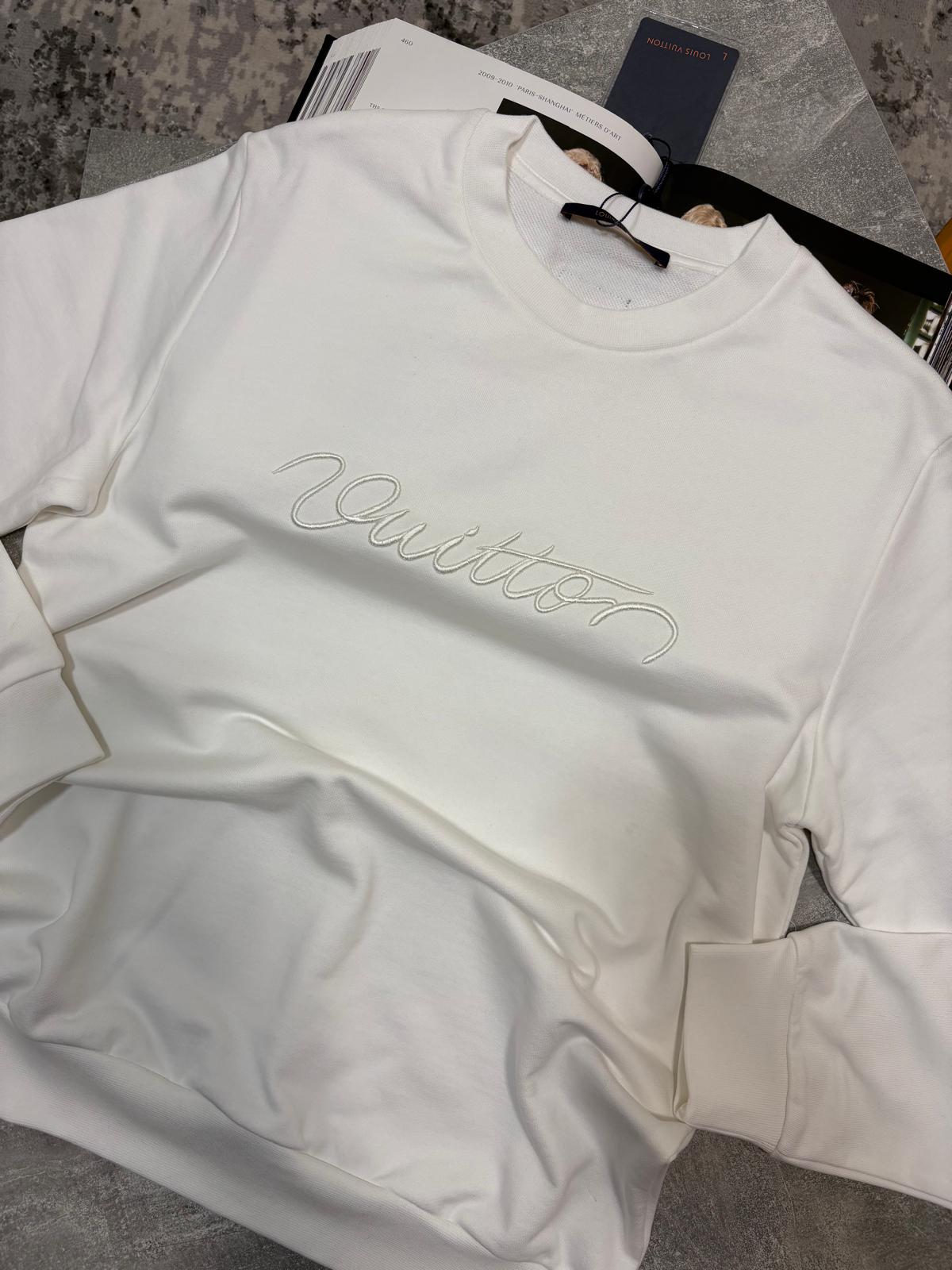 IV Jumper White image 1