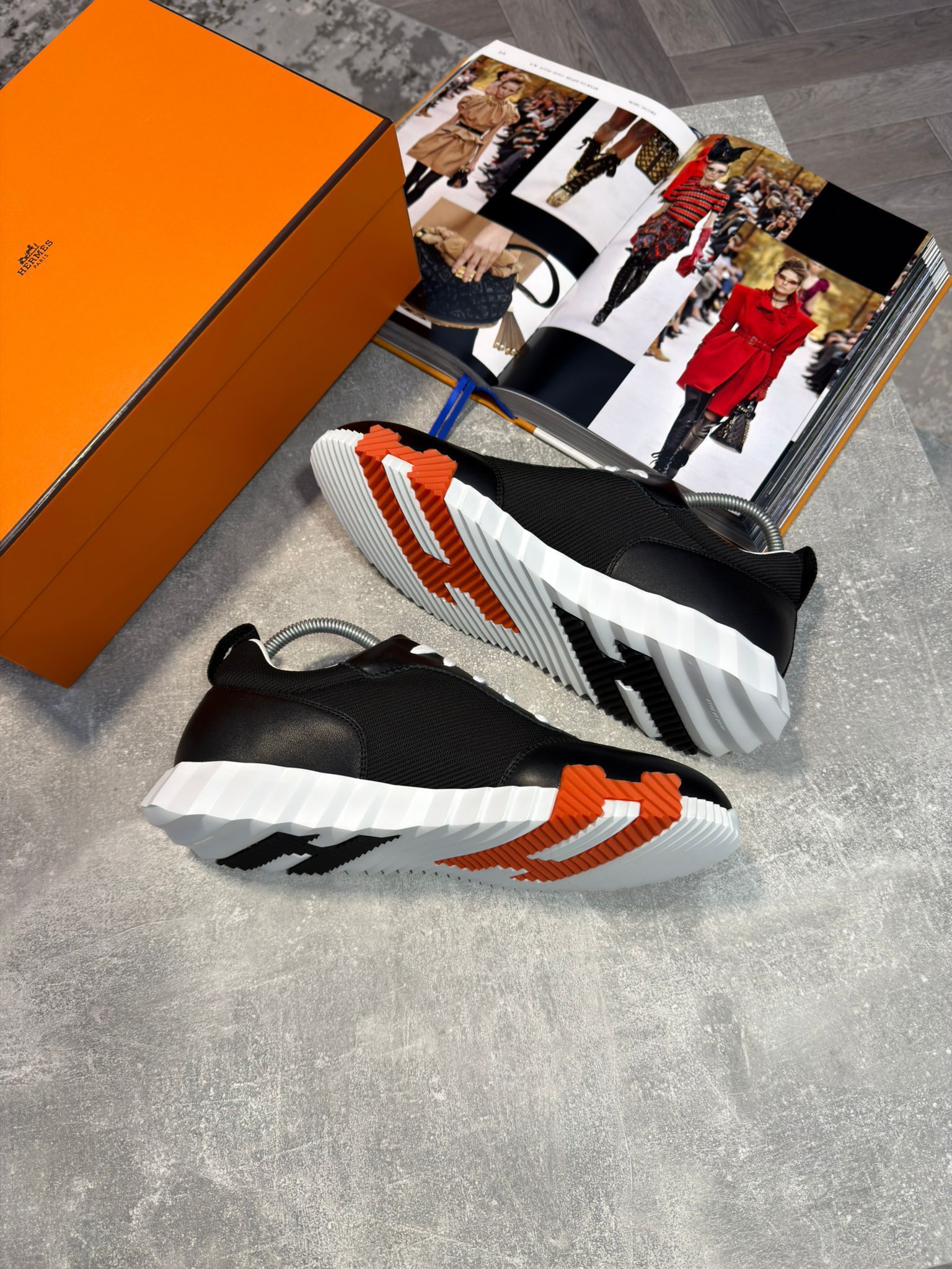 Herm Trainers image 2