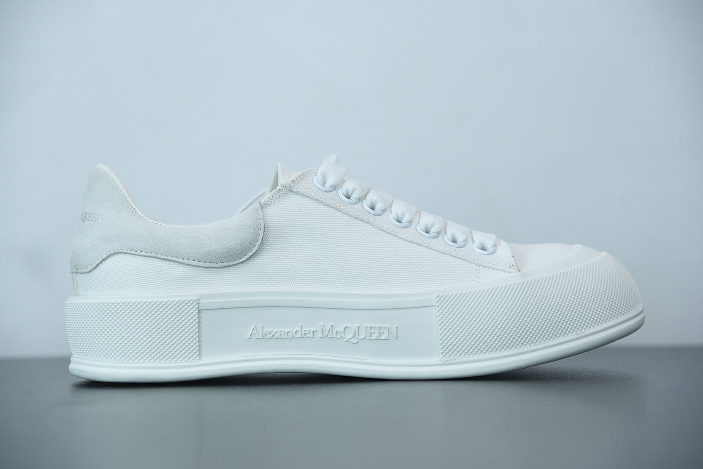 MQ CANVAS WHITE image 3