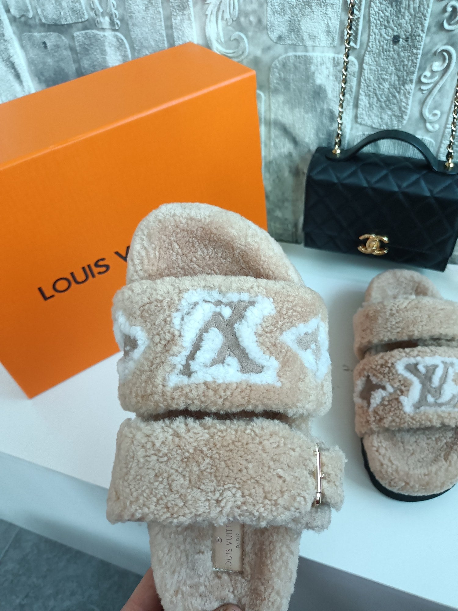 FLUFFY MONOGRAM SANDAL image 3