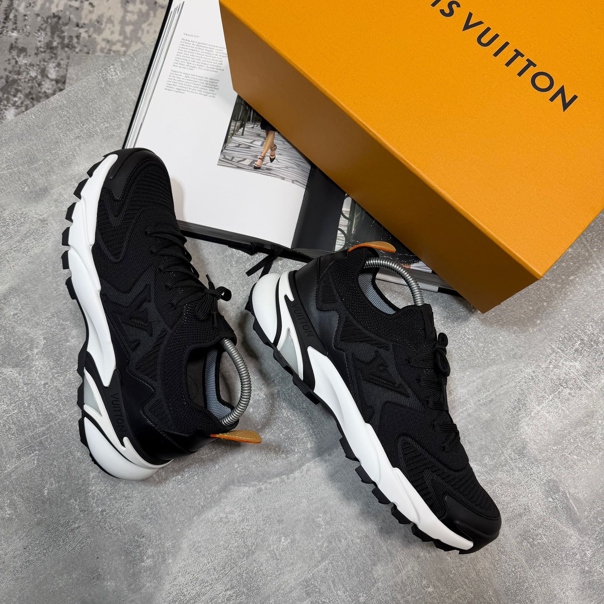 LV Sneaks Black image 0