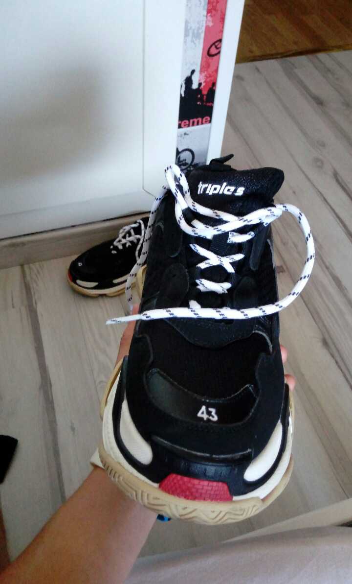 TRIPLE BLACK UPER image 3