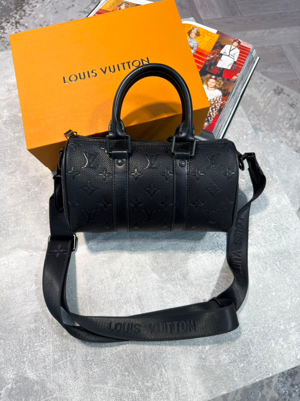Lv Mens bag image 1