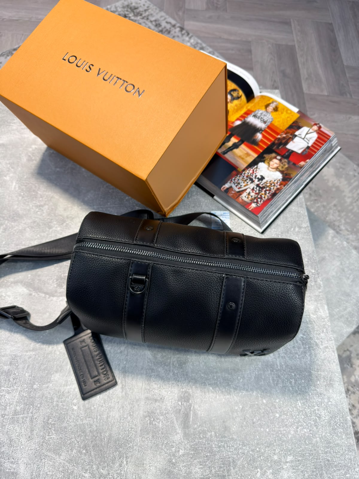 Lv Mens bag image 5
