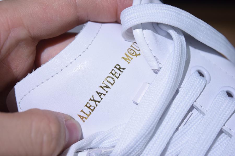 MQ' RED SUEDE image 1