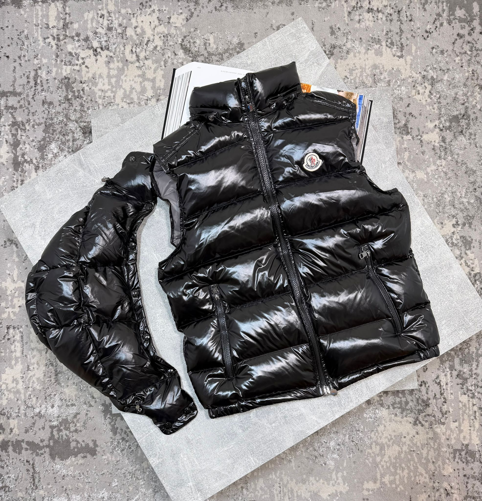 Cler Hooded Body warmer image 2