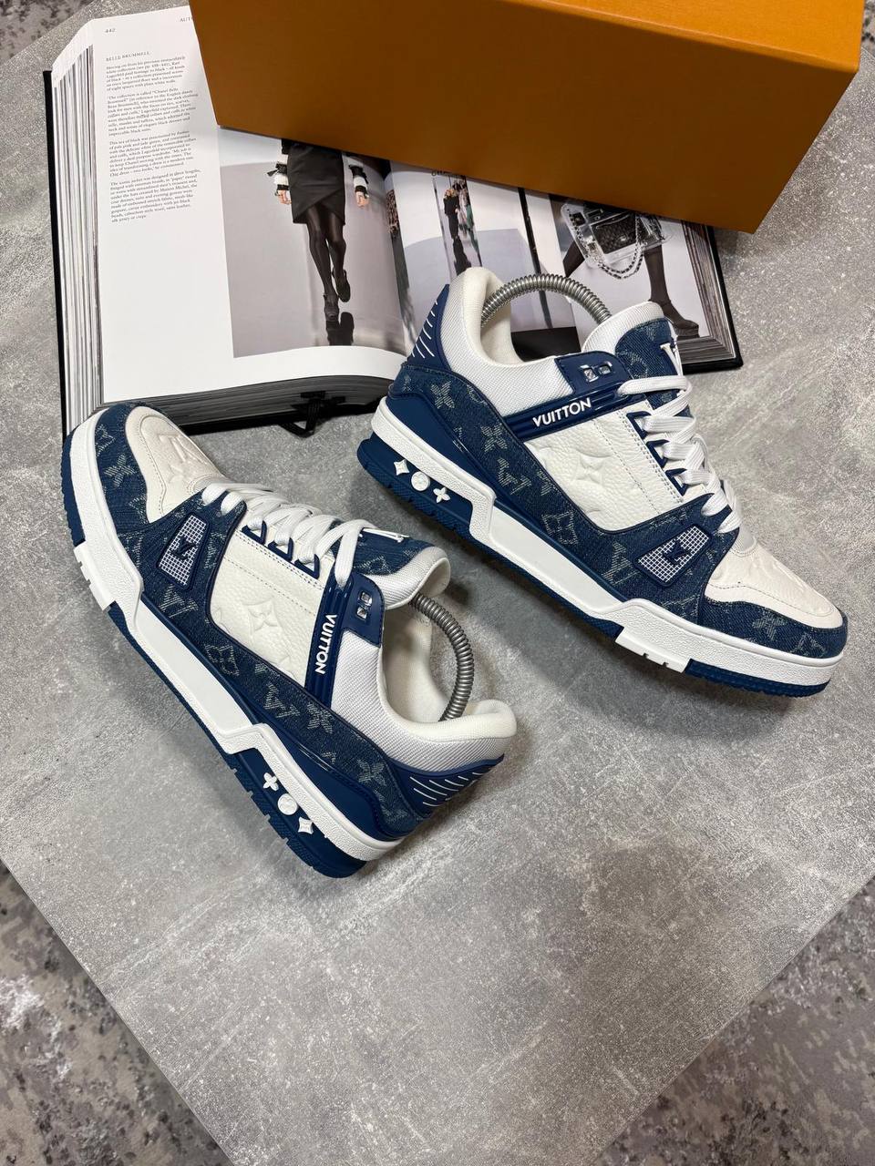 LV Sneaks image 7
