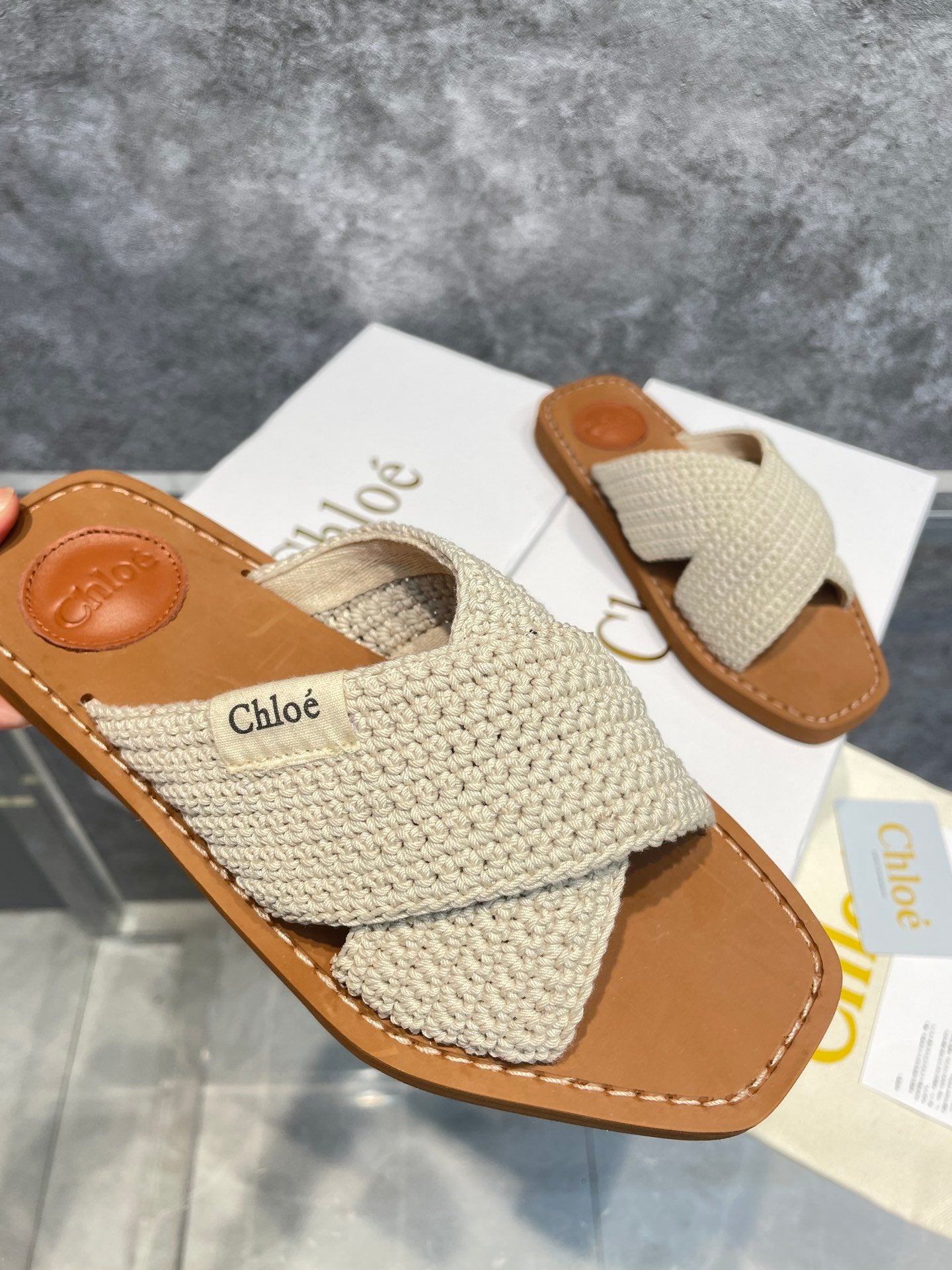 CHLOE WOVEN SLIDER image 3