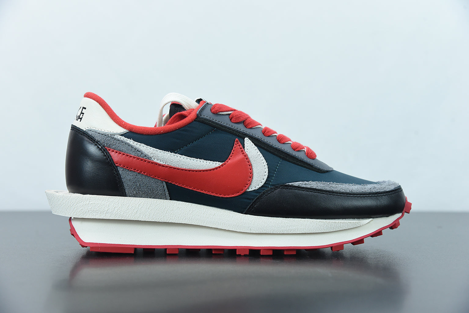 SACIA RED WAFFLE image 1