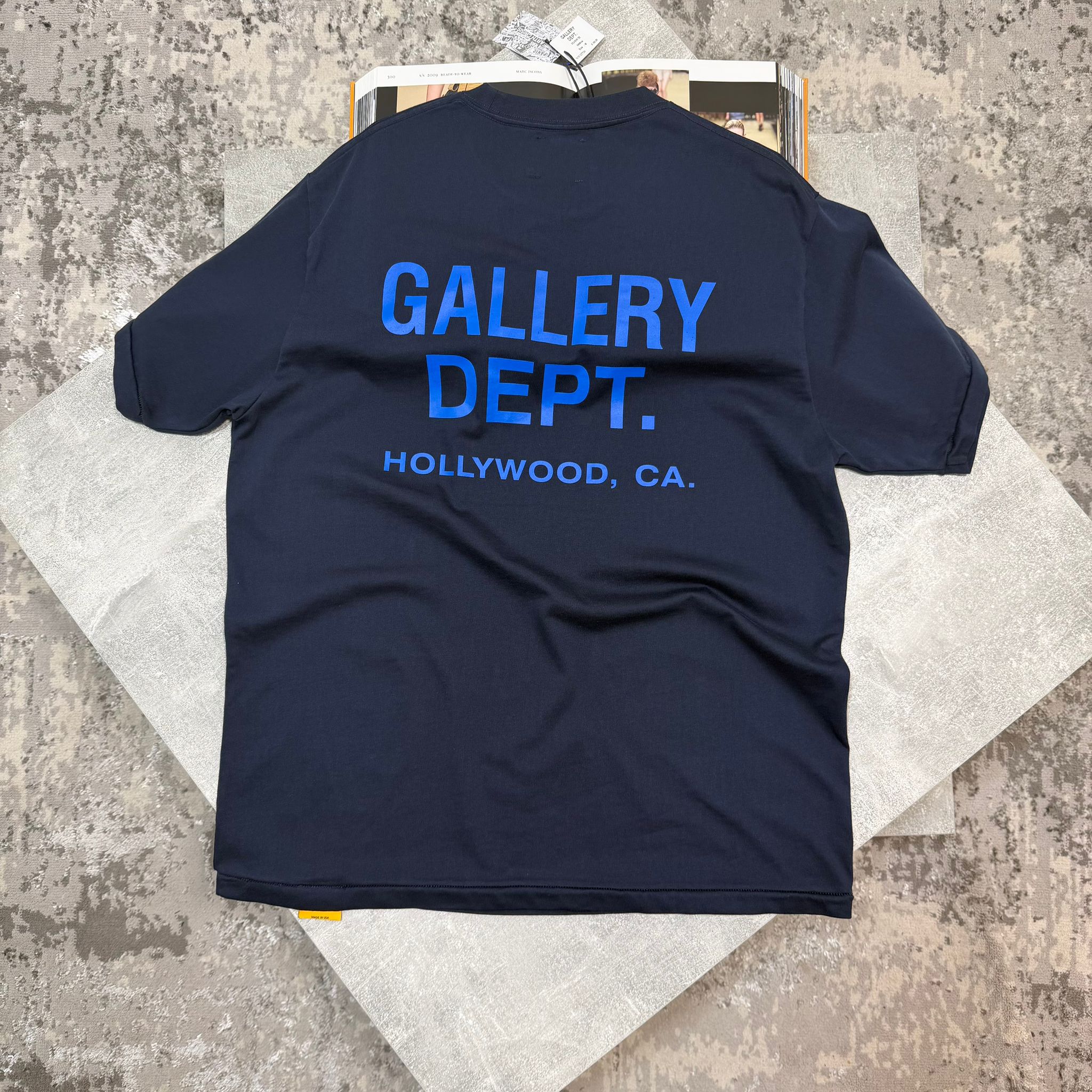 GD Tshirt Navy image 1