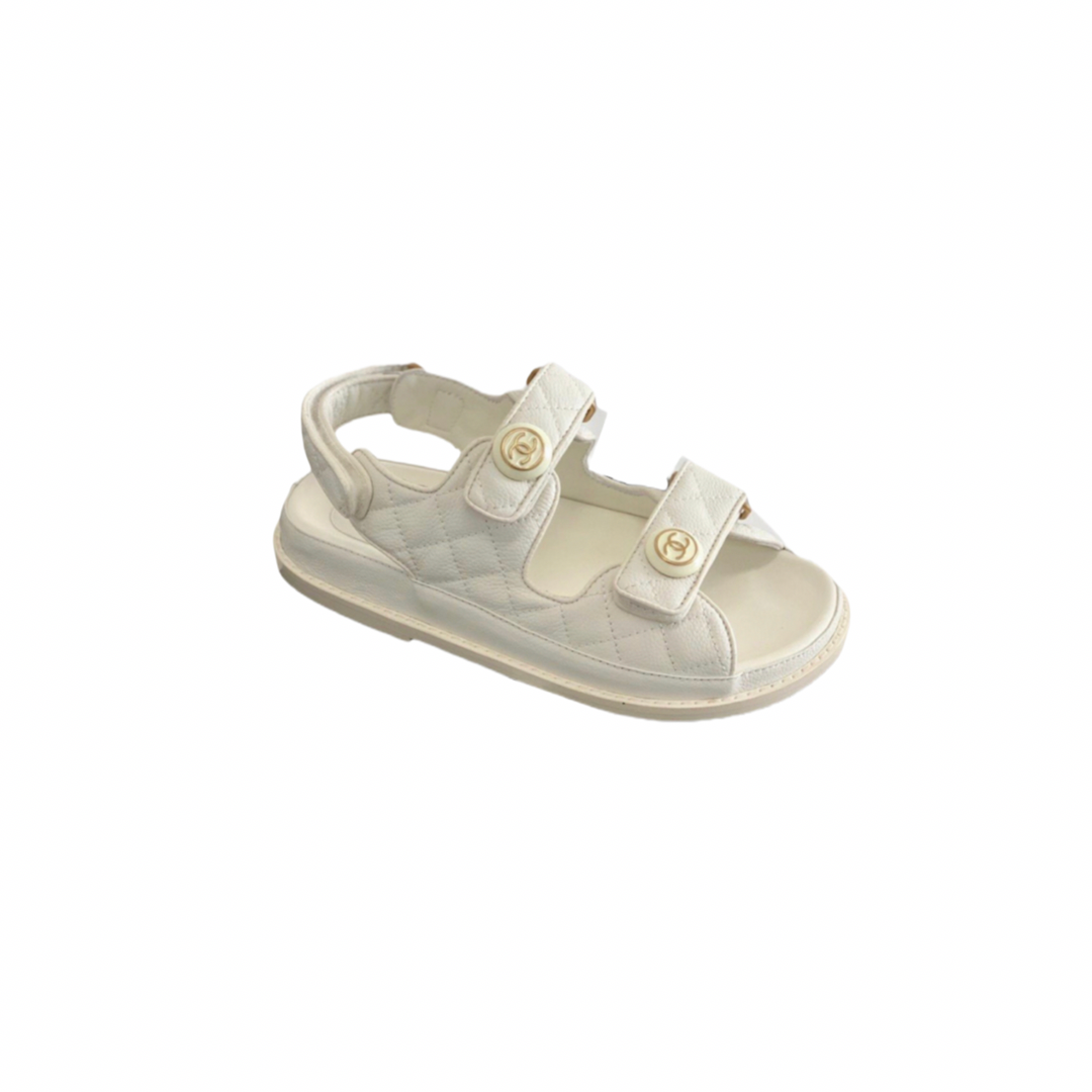 WHITE CHNL CHUNKY SANDAL image 0