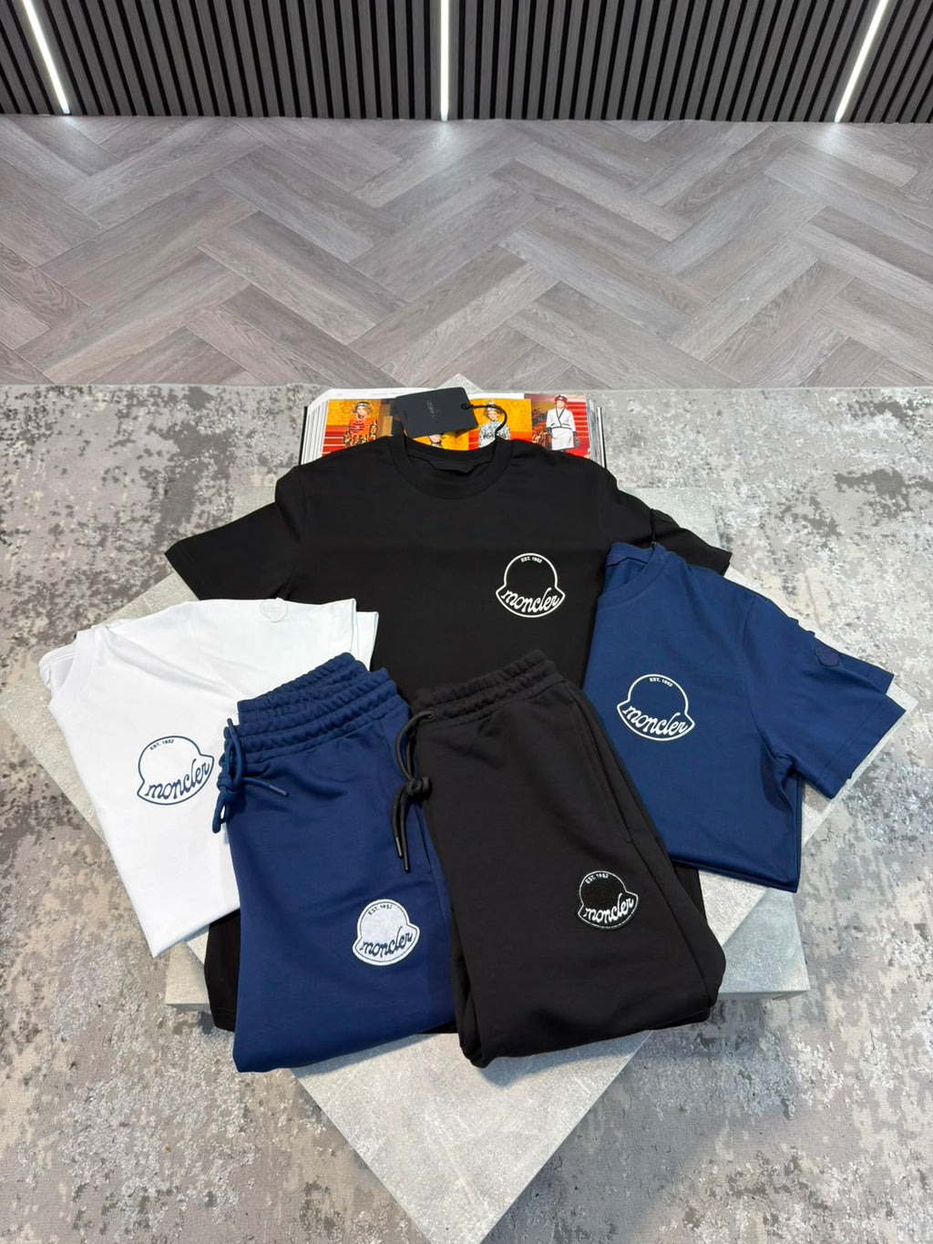MNCLR Tshirt Navy image 1