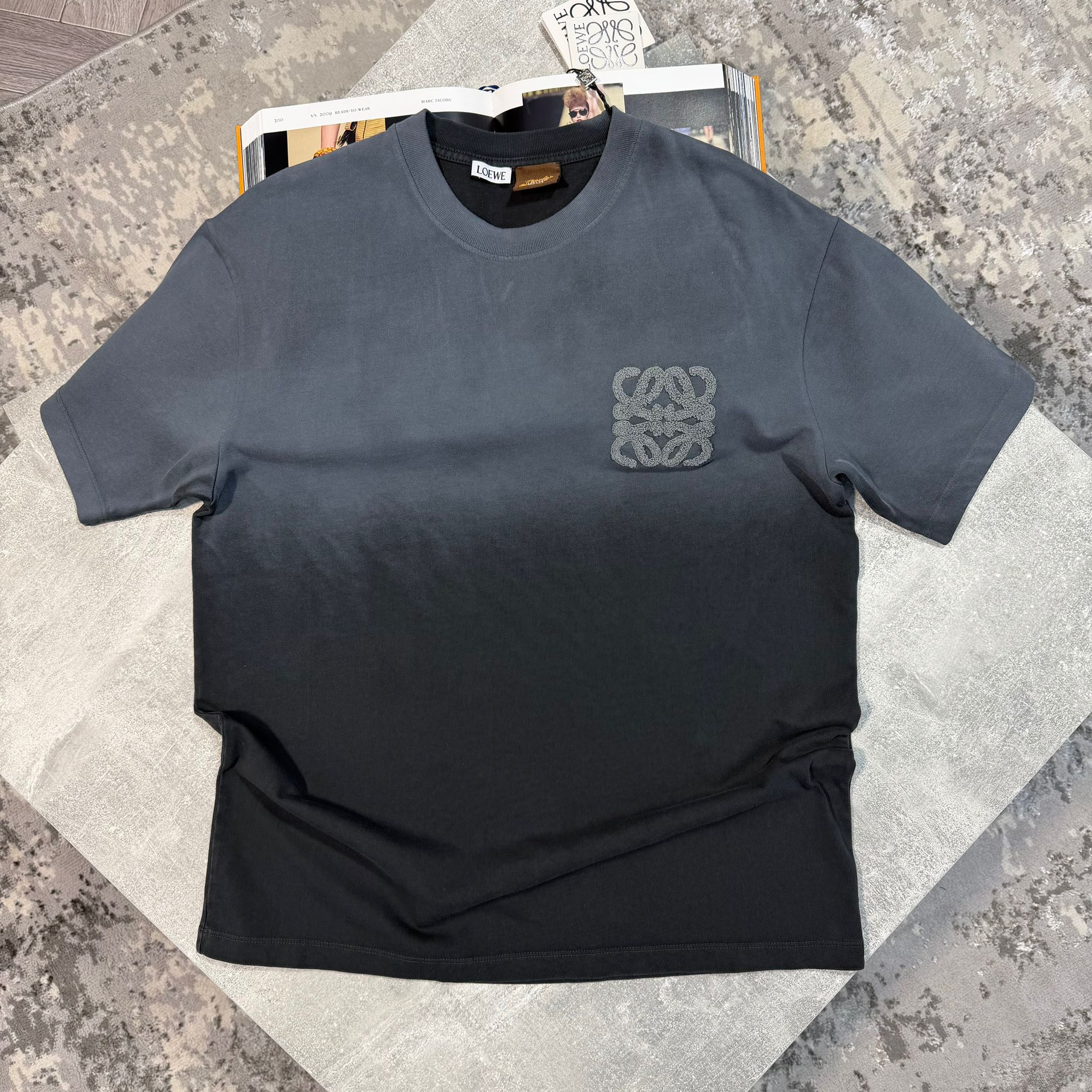 Loewe Tshirt image 0