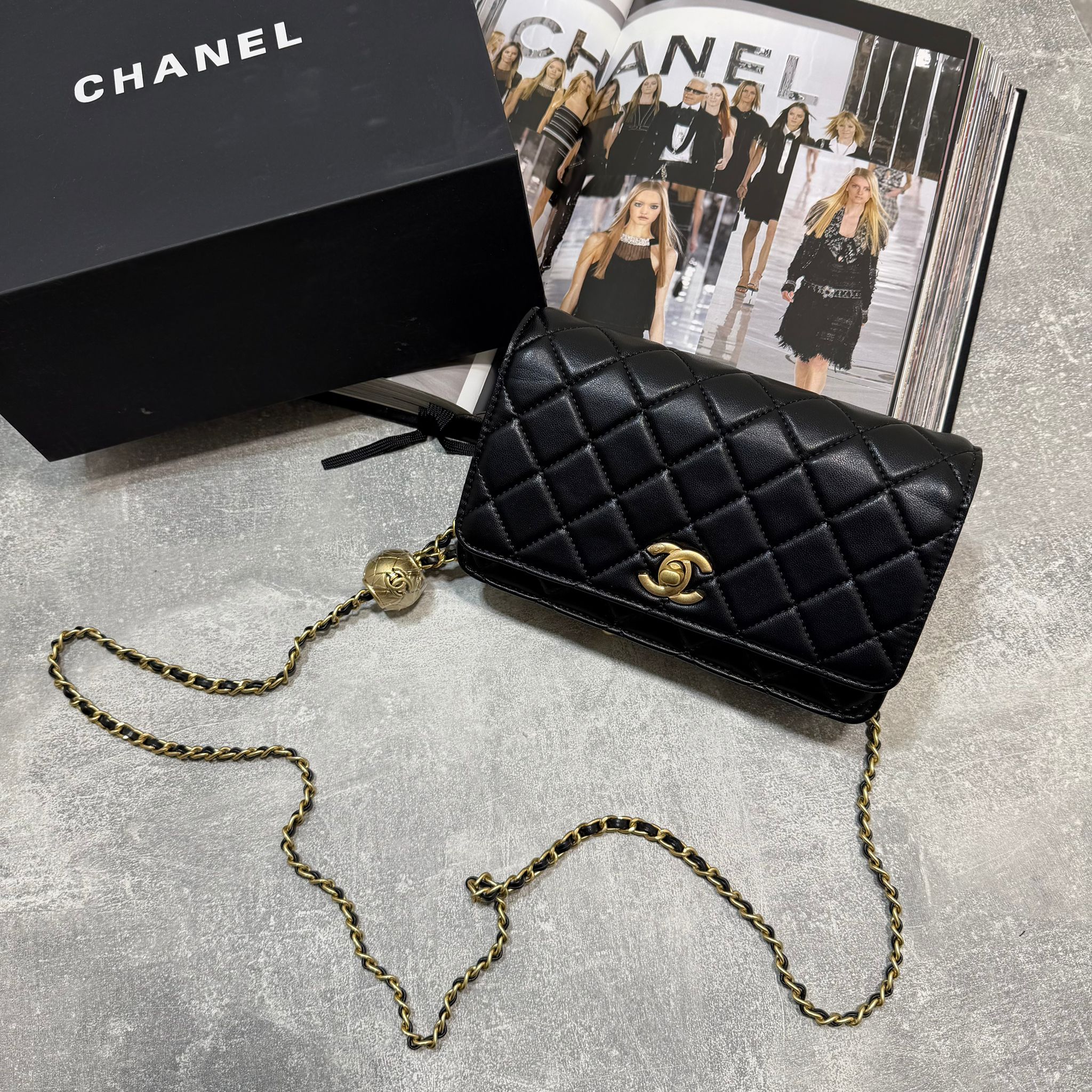 CHN Bag Black image 0