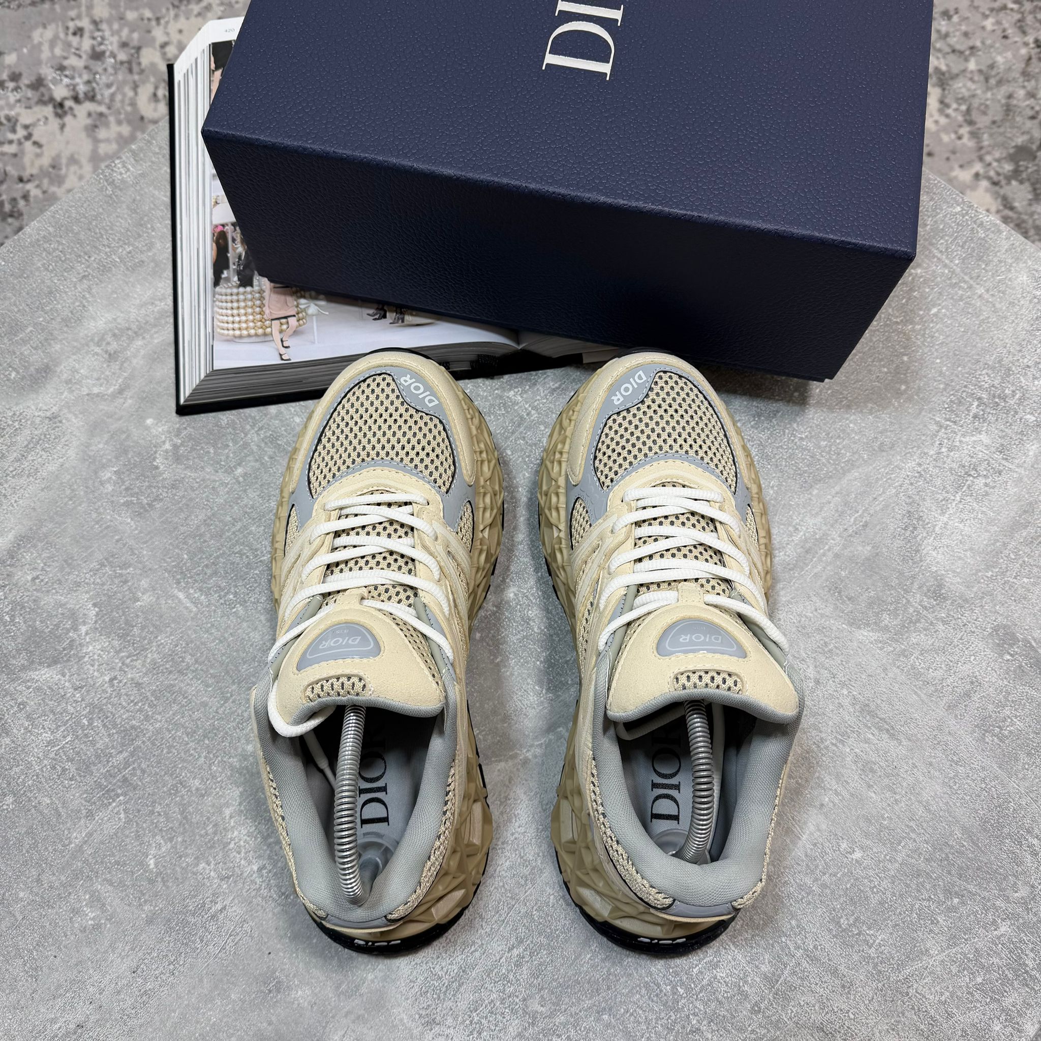 IOR B35 Beige image 2