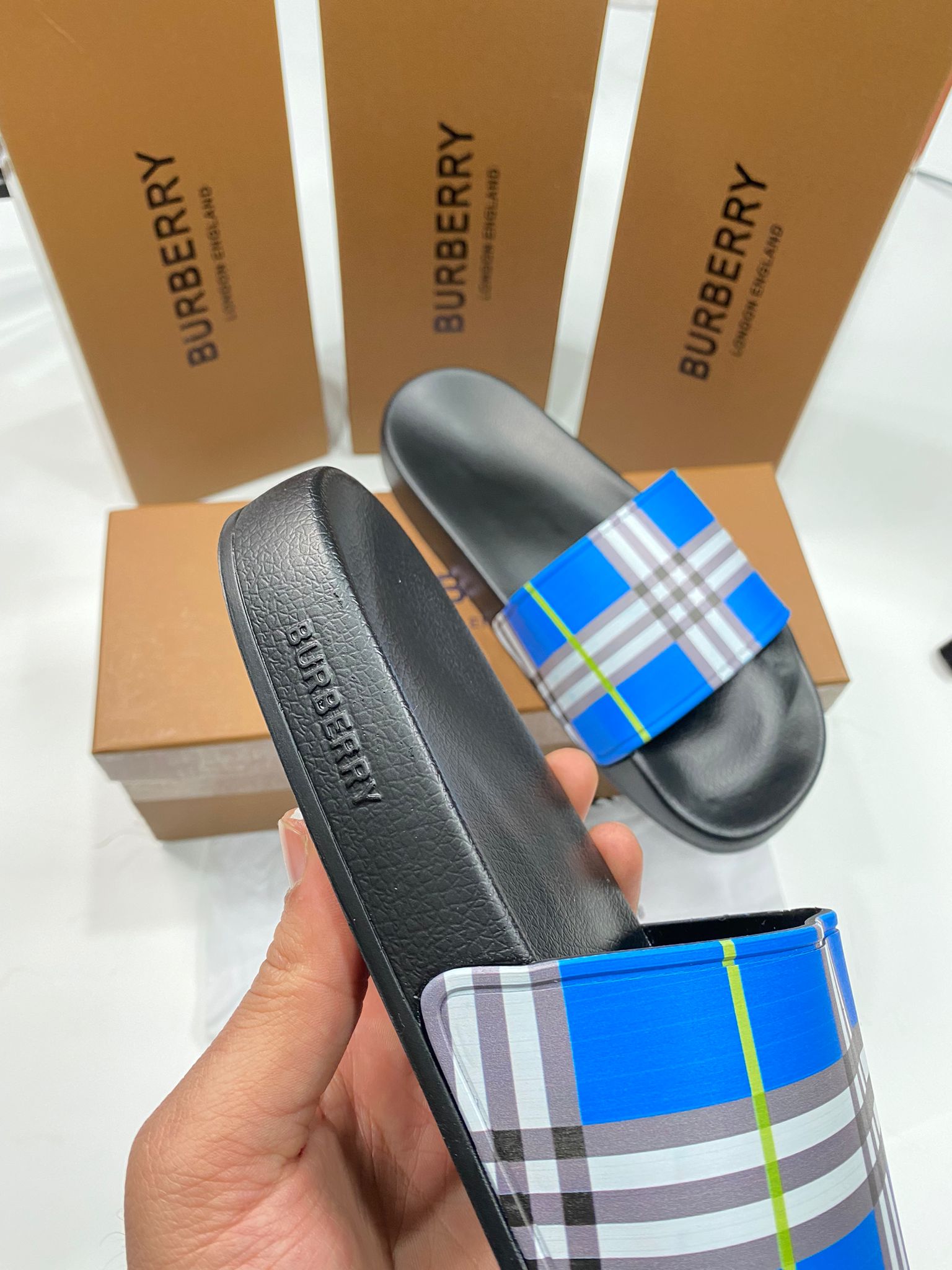 BURB BLUE SLIDE image 4