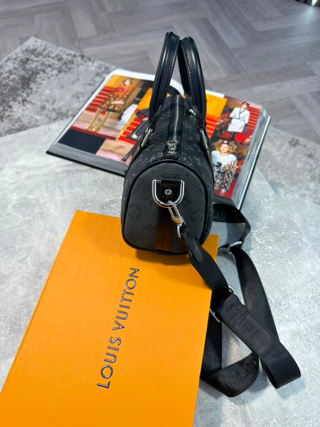 Lv Mens bag image 5