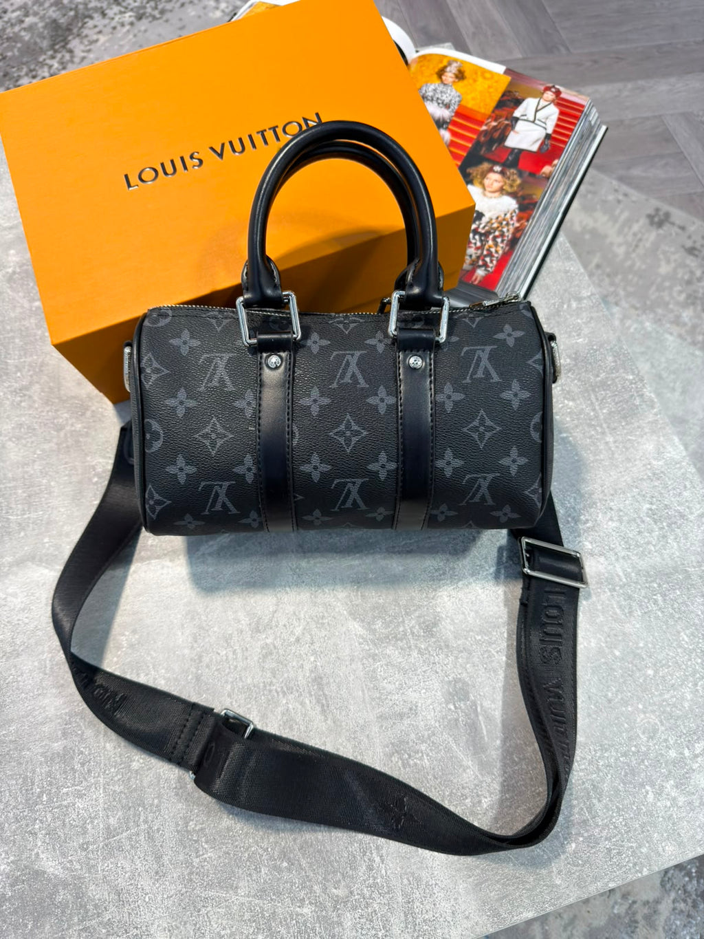Lv Mens bag image 0