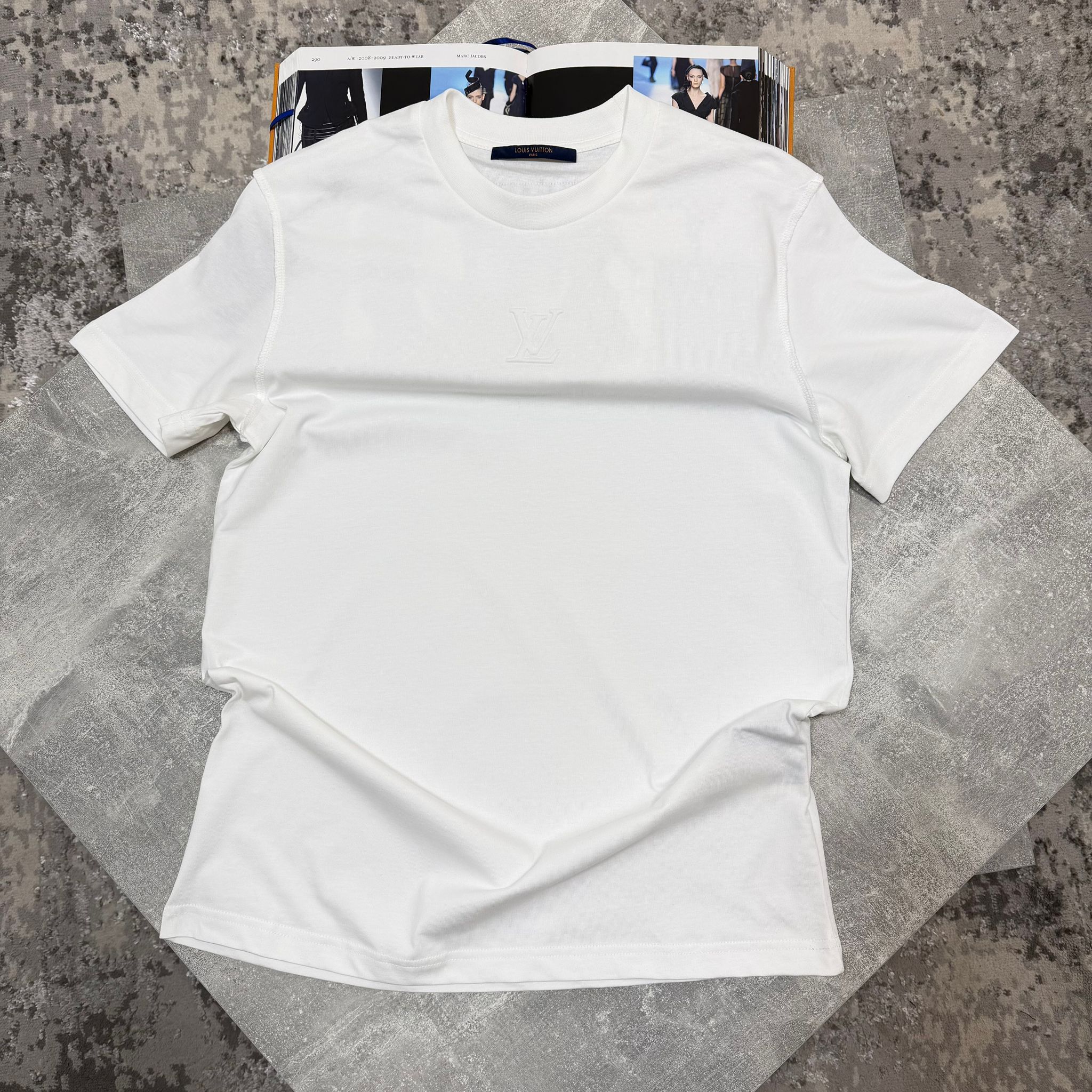LV Tshirt White image 0