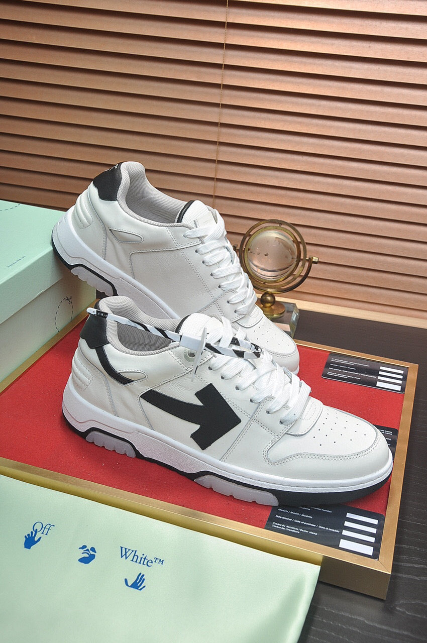 OW LOW BLACK image 1