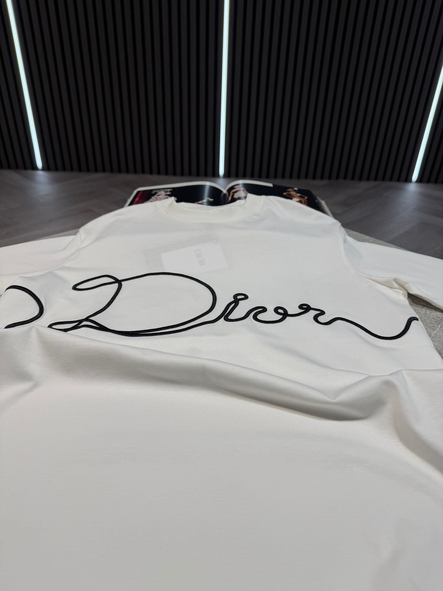 IOR Tshirt White image 2
