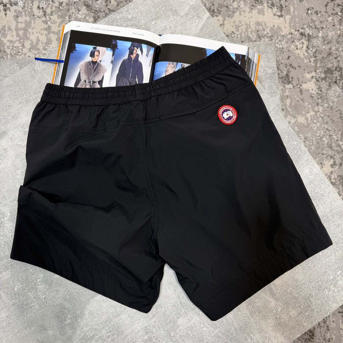Goose shorts image 0