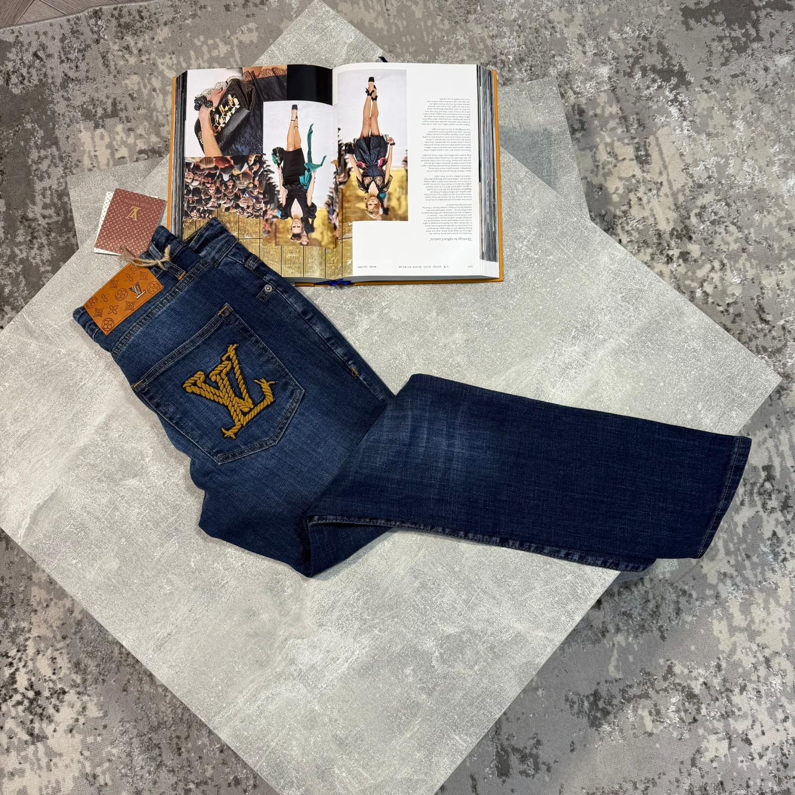 LV Jeans image 2