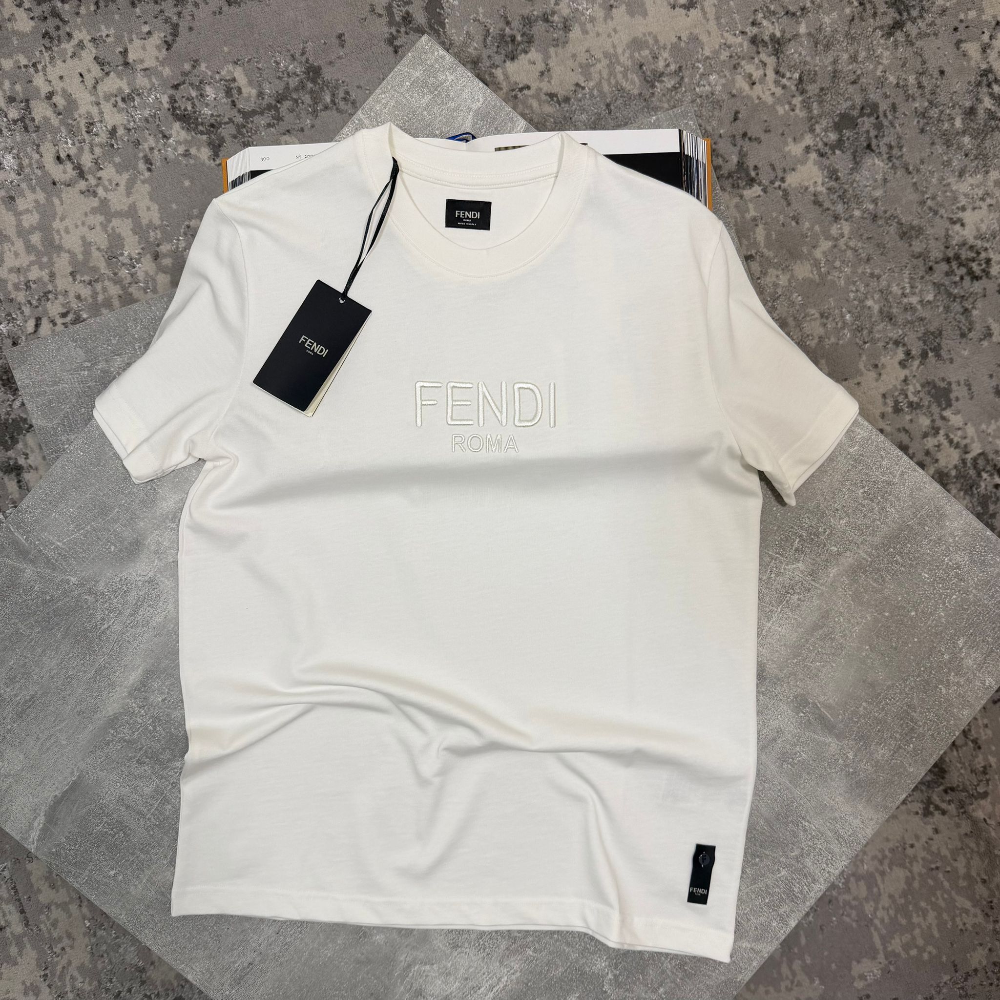 Endi Tshirt White image 0