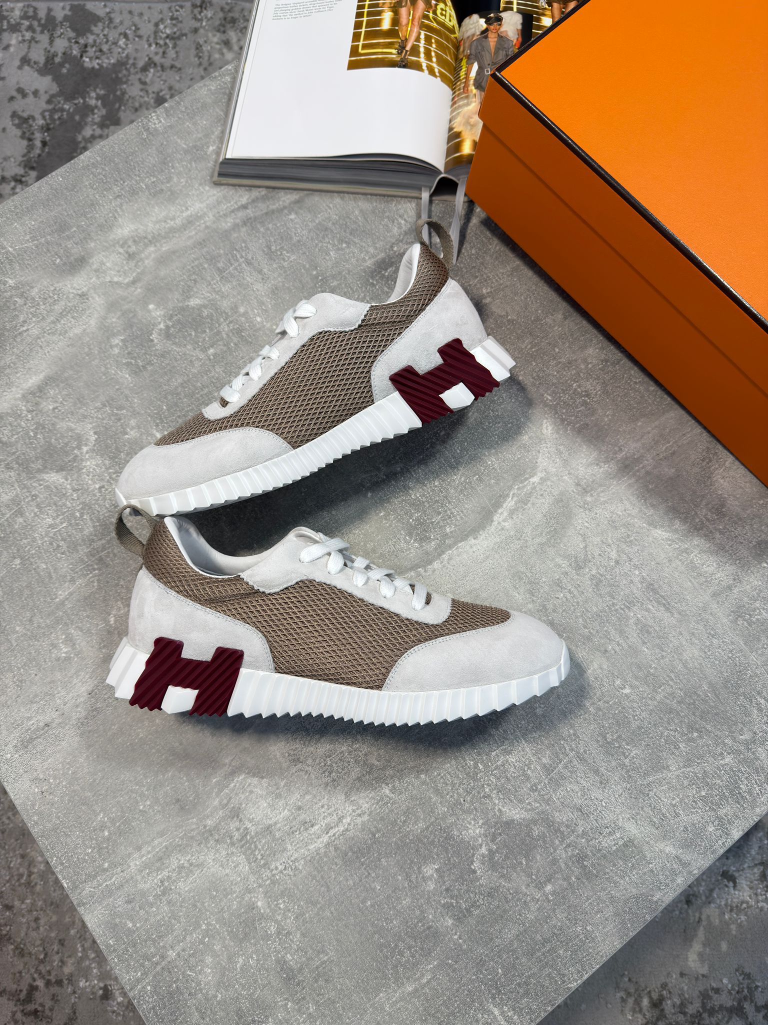 Hermes Trainers Biege image 1